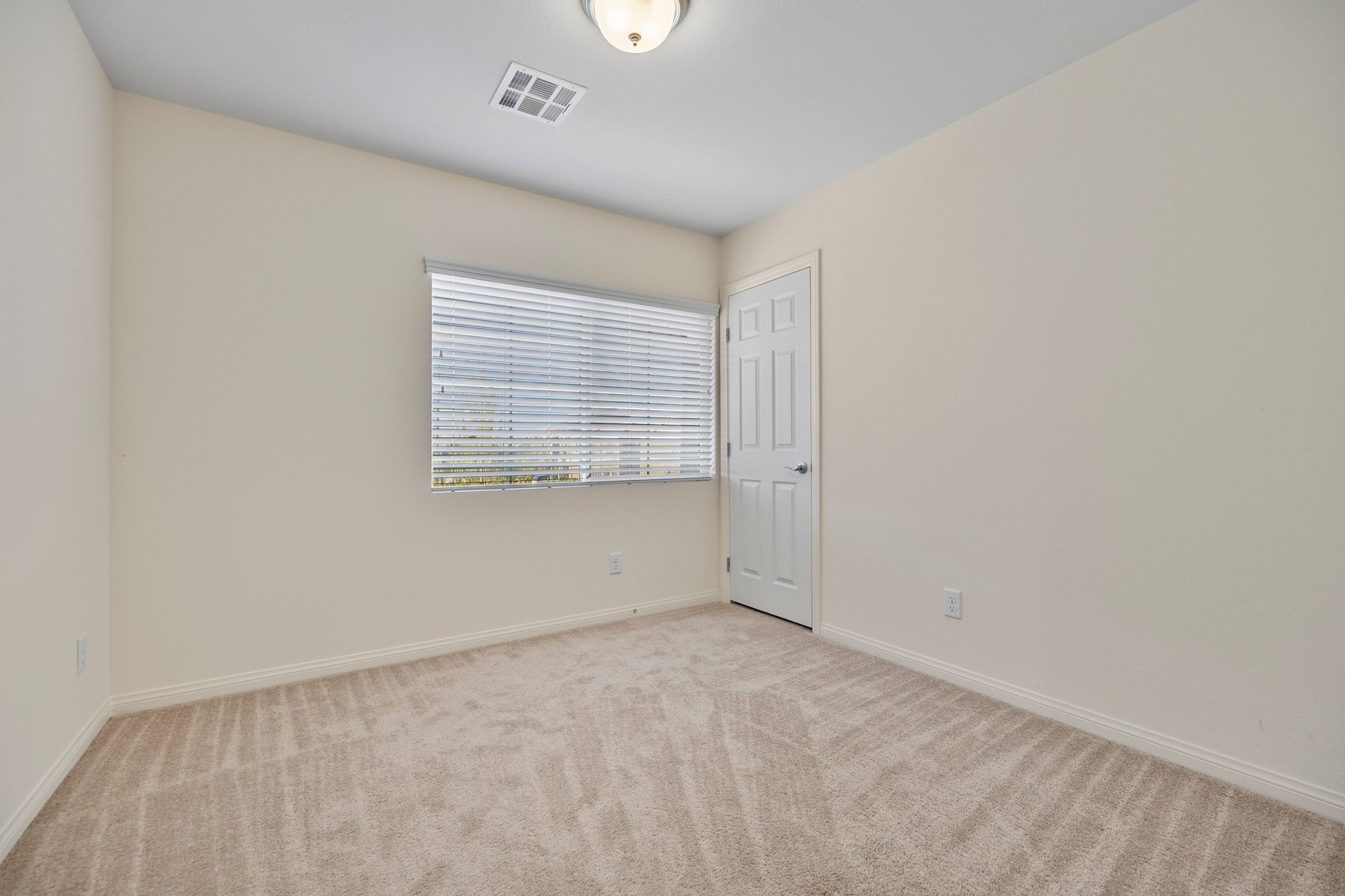  New to Market - 物件實景