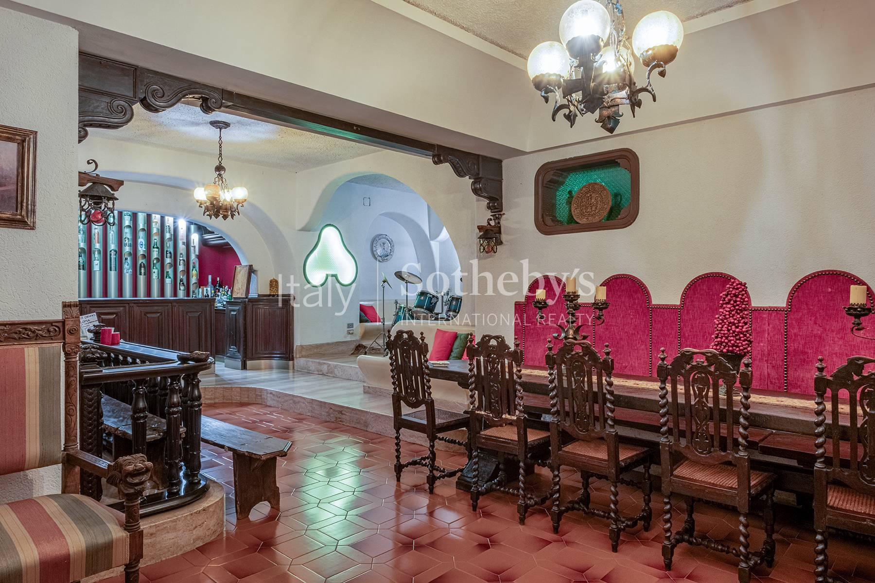  Impressive villa in the prestigious via Giovenale - 物件實景