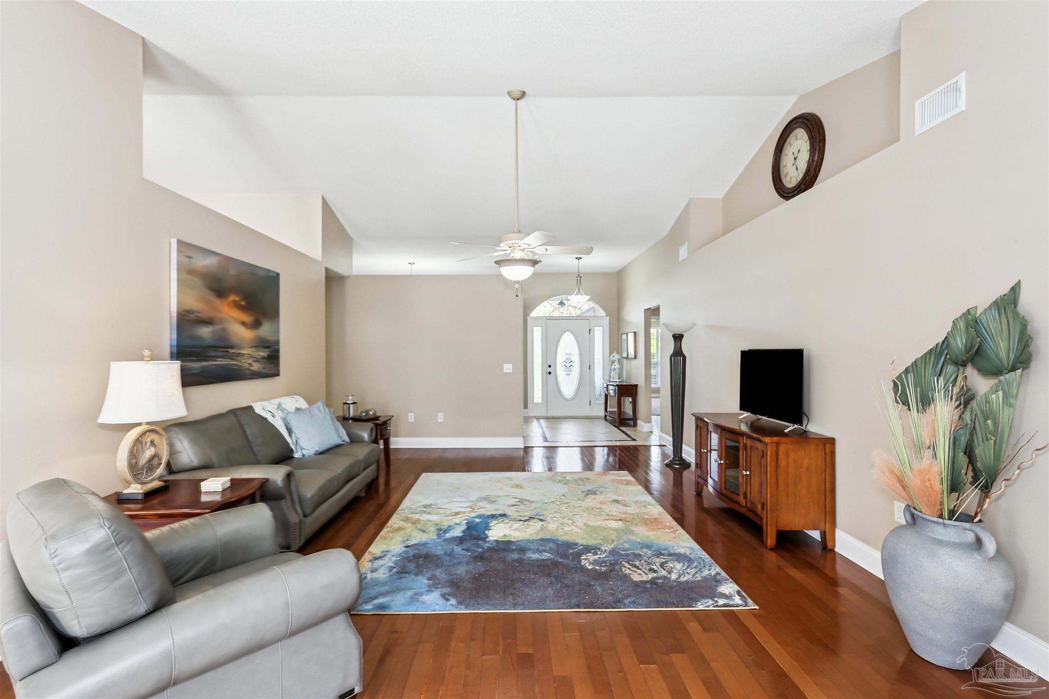 Pensacola, Florida, 32507, United States, 4 Bedrooms Bedrooms, ,2 BathroomsBathrooms,Residential,For Sale,1997385