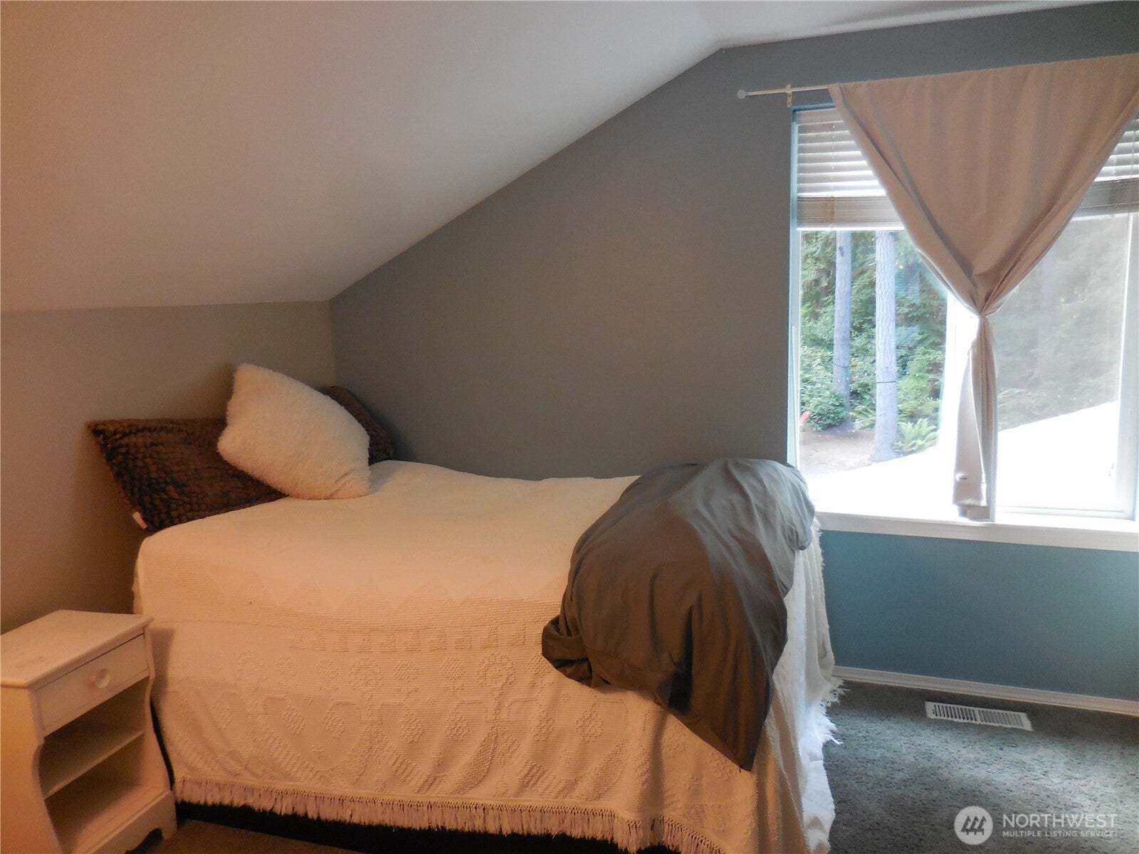 Port Orchard, Washington, 98367, United States, 3 Bedrooms Bedrooms, ,3 BathroomsBathrooms,Residential,For Sale,1925960