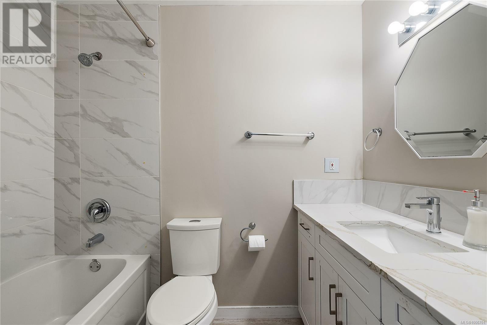 VICTORIA, British Columbia, V8S 1Z5, CA, 3 Bedrooms Bedrooms, ,2 BathroomsBathrooms,Residential,For Sale,1885281