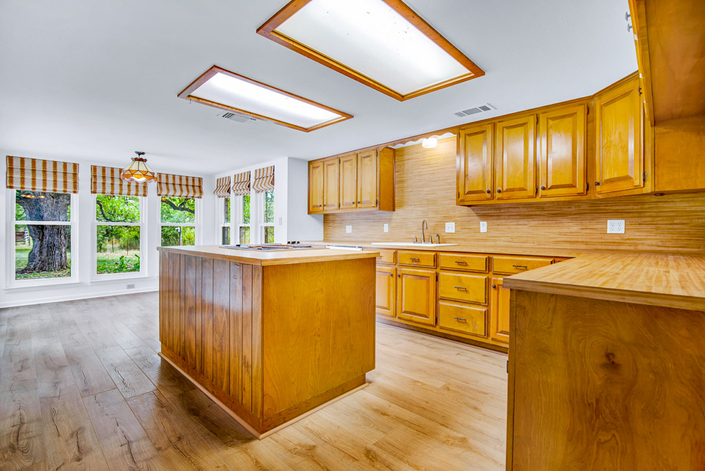 Cedar Creek, Texas, 78612, United States, 4 Bedrooms Bedrooms, ,3 BathroomsBathrooms,Residential,For Sale,1933208