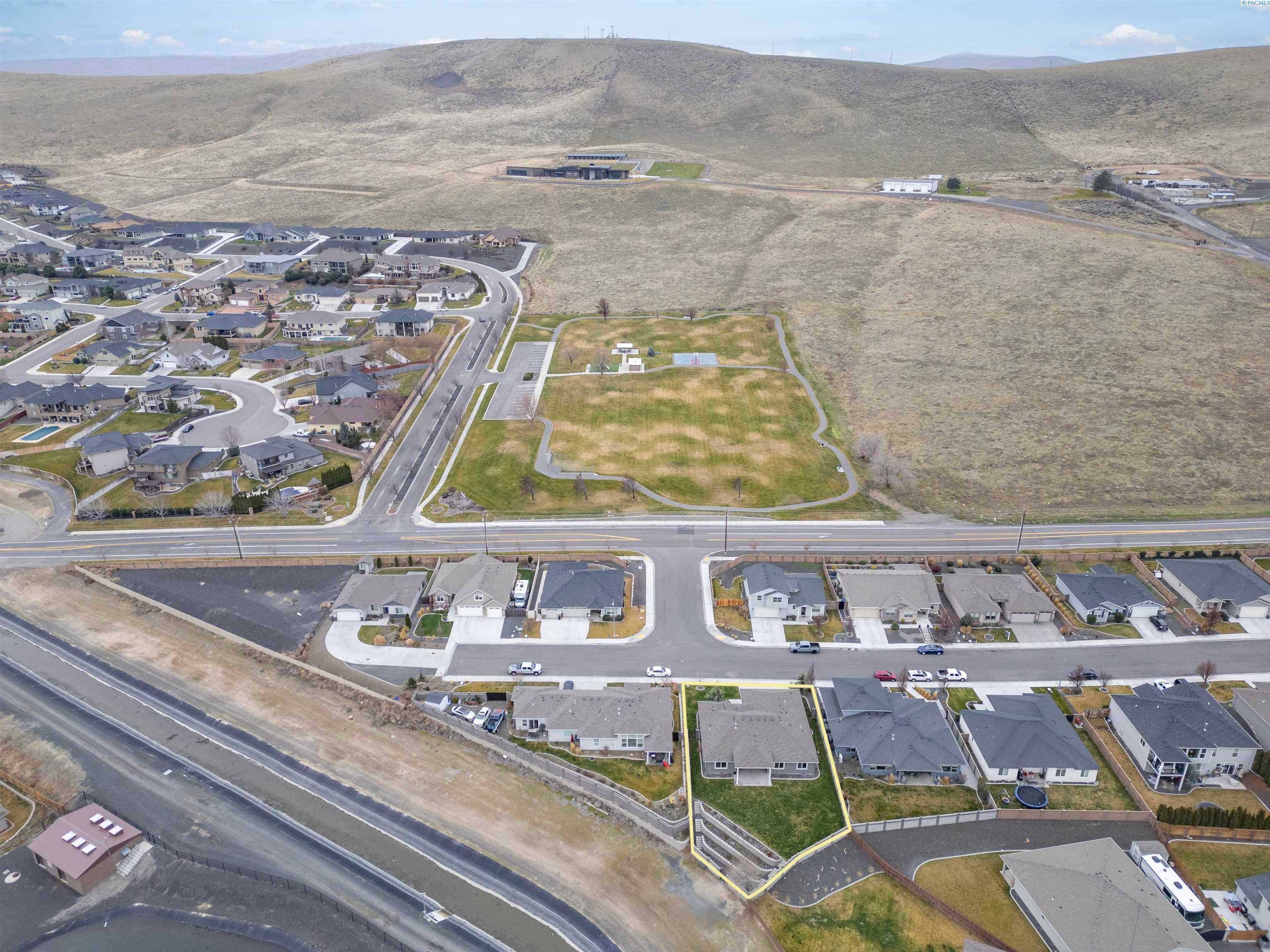 Kennewick, Washington, 99337, United States, 3 Bedrooms Bedrooms, ,1 BathroomBathrooms,Residential,For Sale,2012614