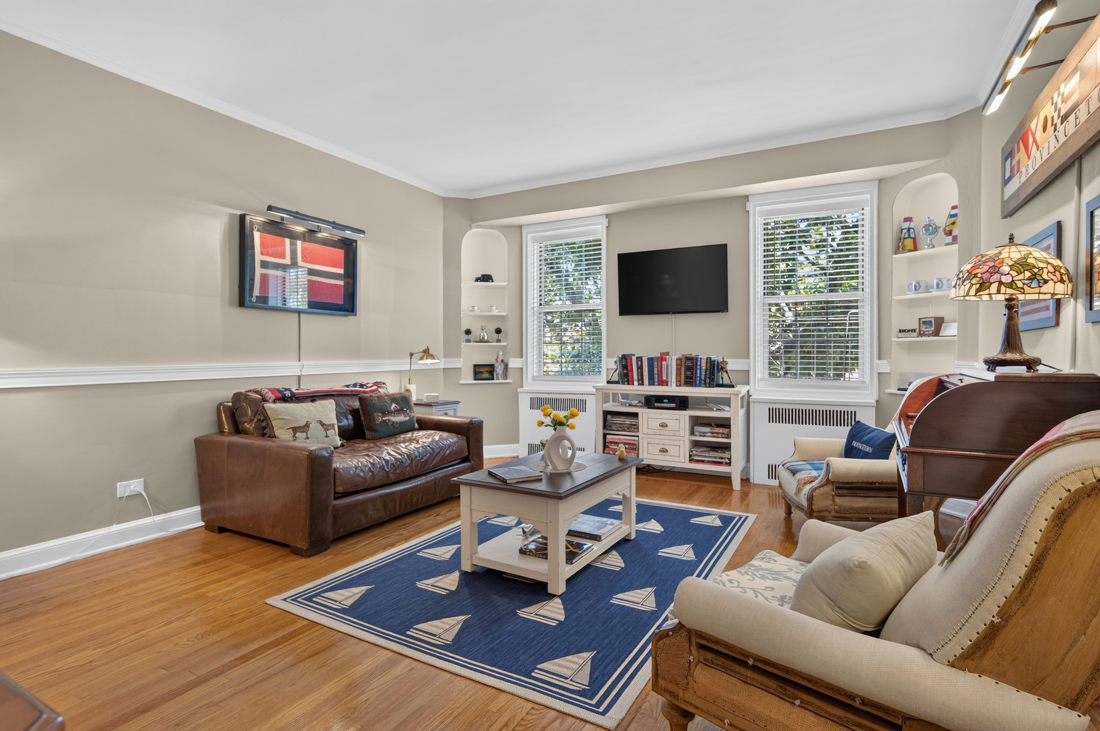  22 Hamilton Place, Garden City, NY, 11530 - 物件實景