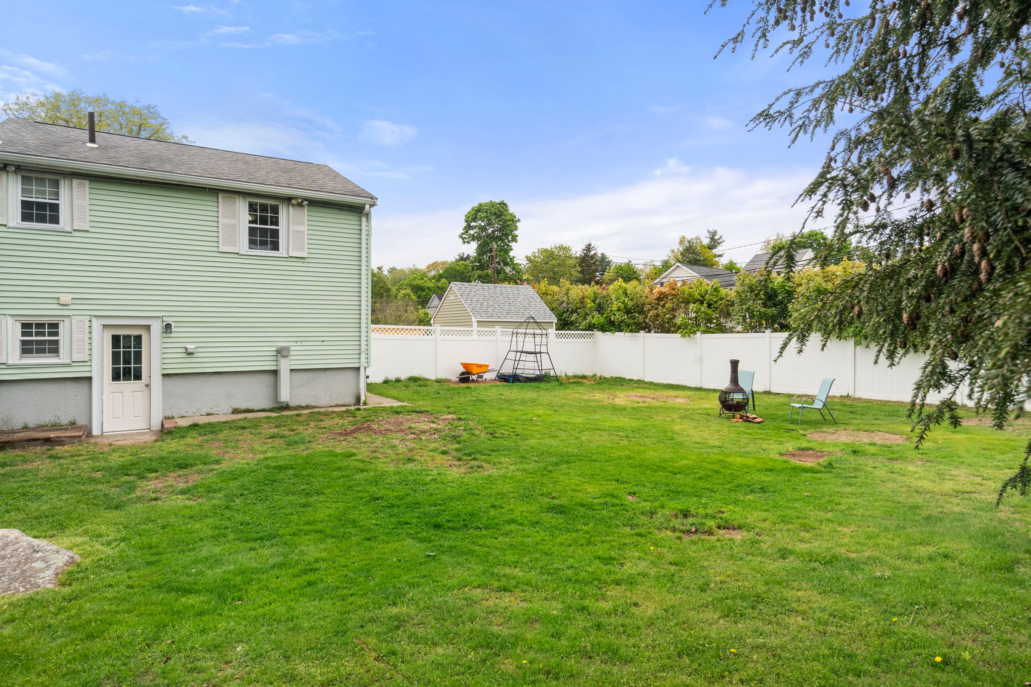  2 Forbes Road, Canton, MA, 02021 - 物件實景
