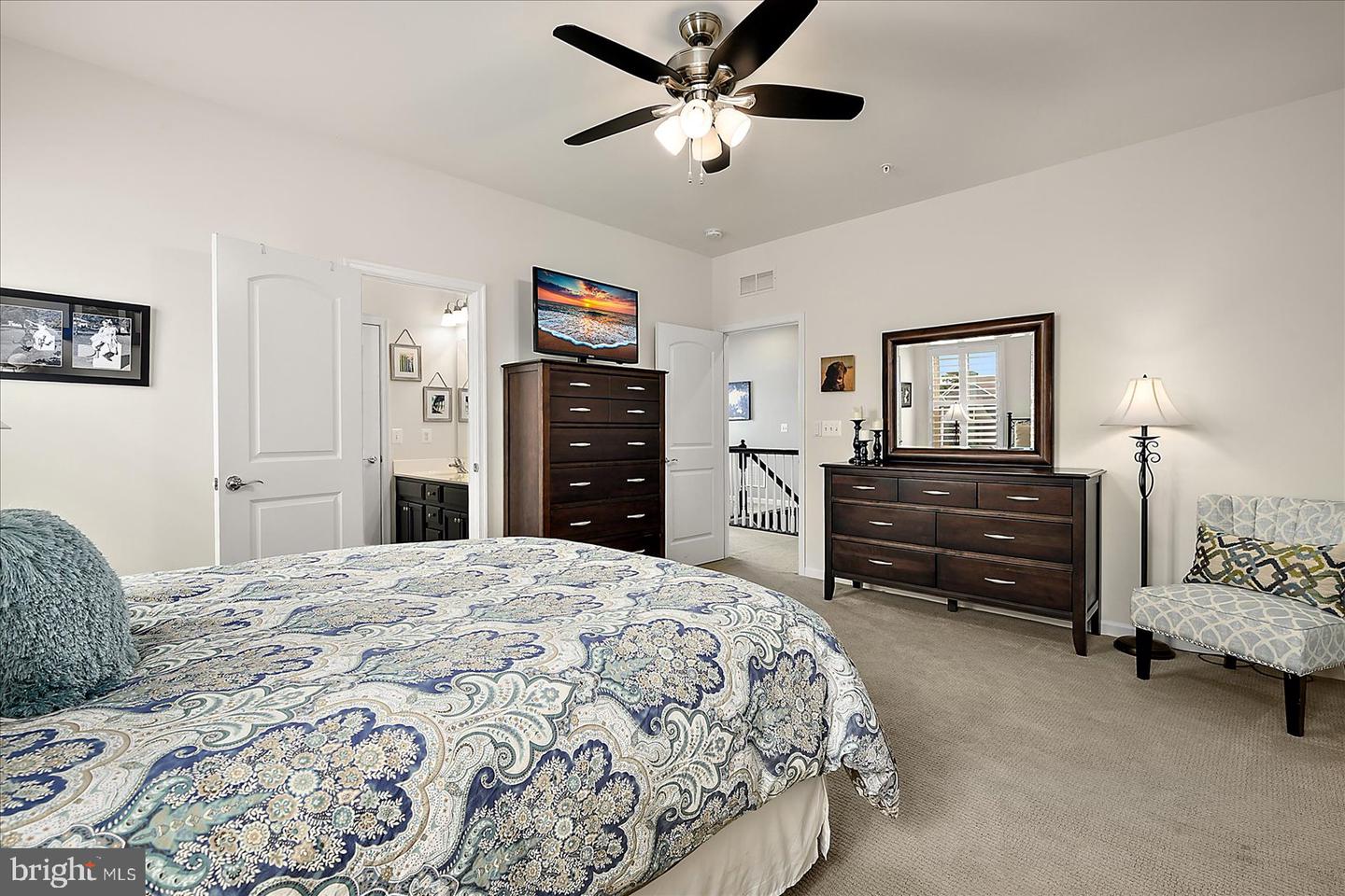 Berlin, Maryland, 21811, United States, 4 Bedrooms Bedrooms, ,3 BathroomsBathrooms,Residential,For Sale,1947078