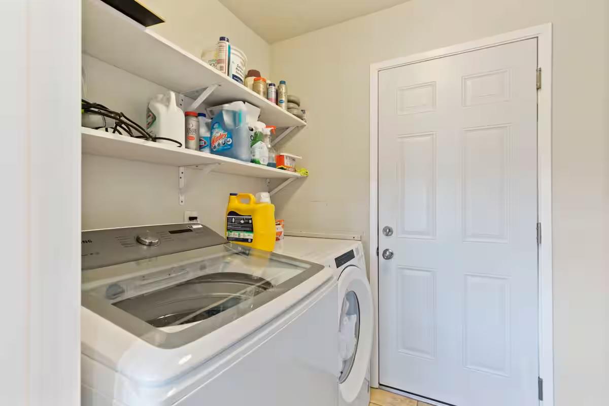 Pacifica, California, 94044, United States, 4 Bedrooms Bedrooms, ,4 BathroomsBathrooms,Residential,For Sale,1988181