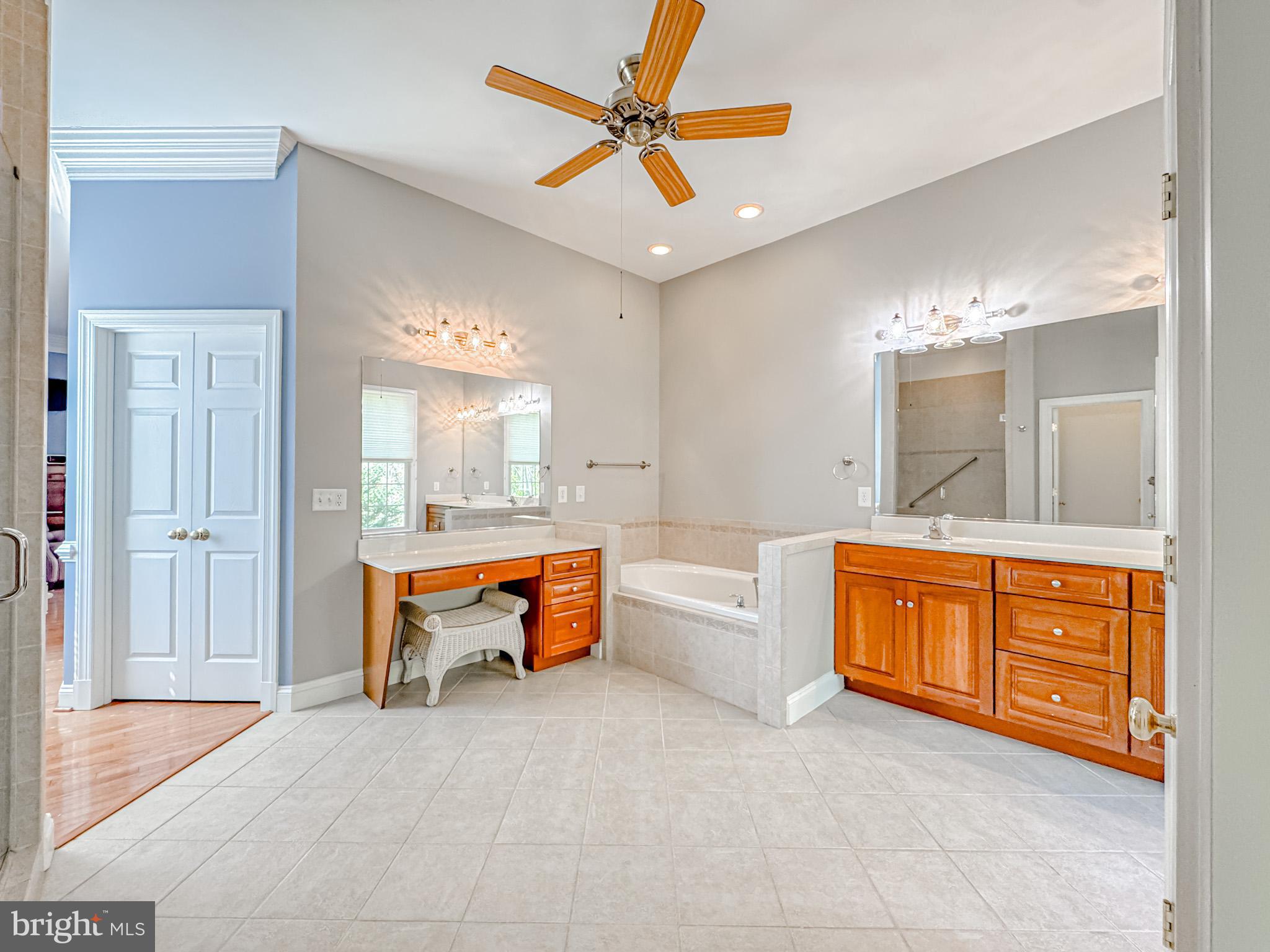 Fredericksburg, Virginia, 22405, United States, 5 Bedrooms Bedrooms, ,6 BathroomsBathrooms,Residential,For Sale,1765368