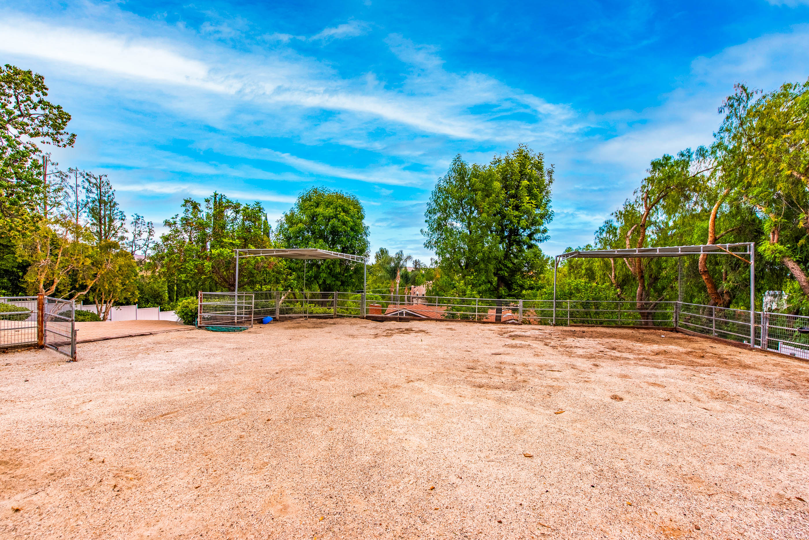  Ranch-Style Retreat in Rural Old Aguora - 物件實景