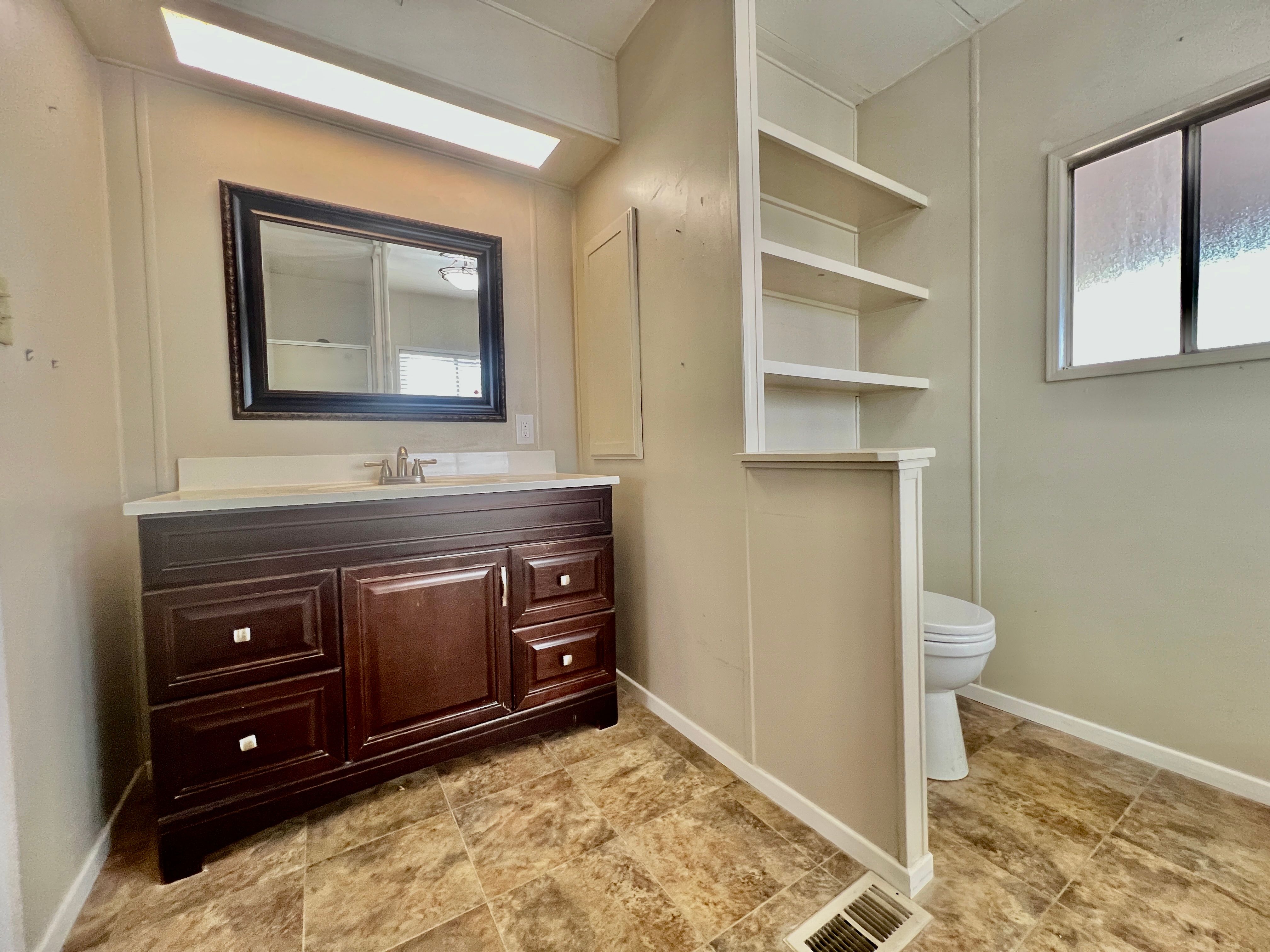  15181 Van Buren Blvd #10, Riverside, CA 92504 - 物件實景
