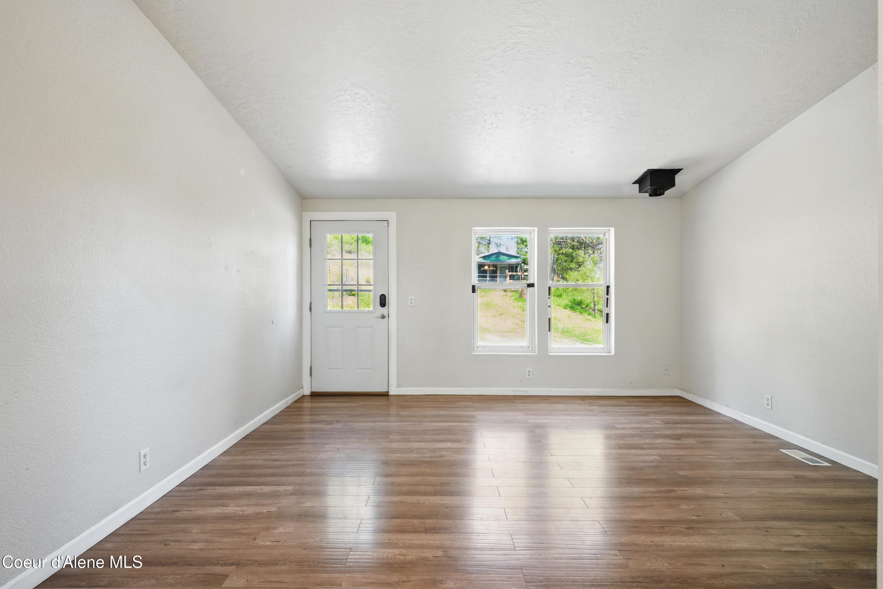 Coeur D'alene, Idaho, 83814, United States, 3 Bedrooms Bedrooms, ,Residential,For Sale,1794025