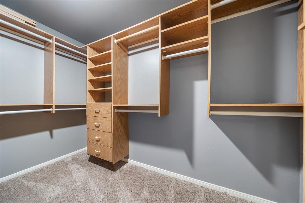 Houston, Texas, 77079, United States, 4 Bedrooms Bedrooms, ,3 BathroomsBathrooms,Residential,For Sale,1856423
