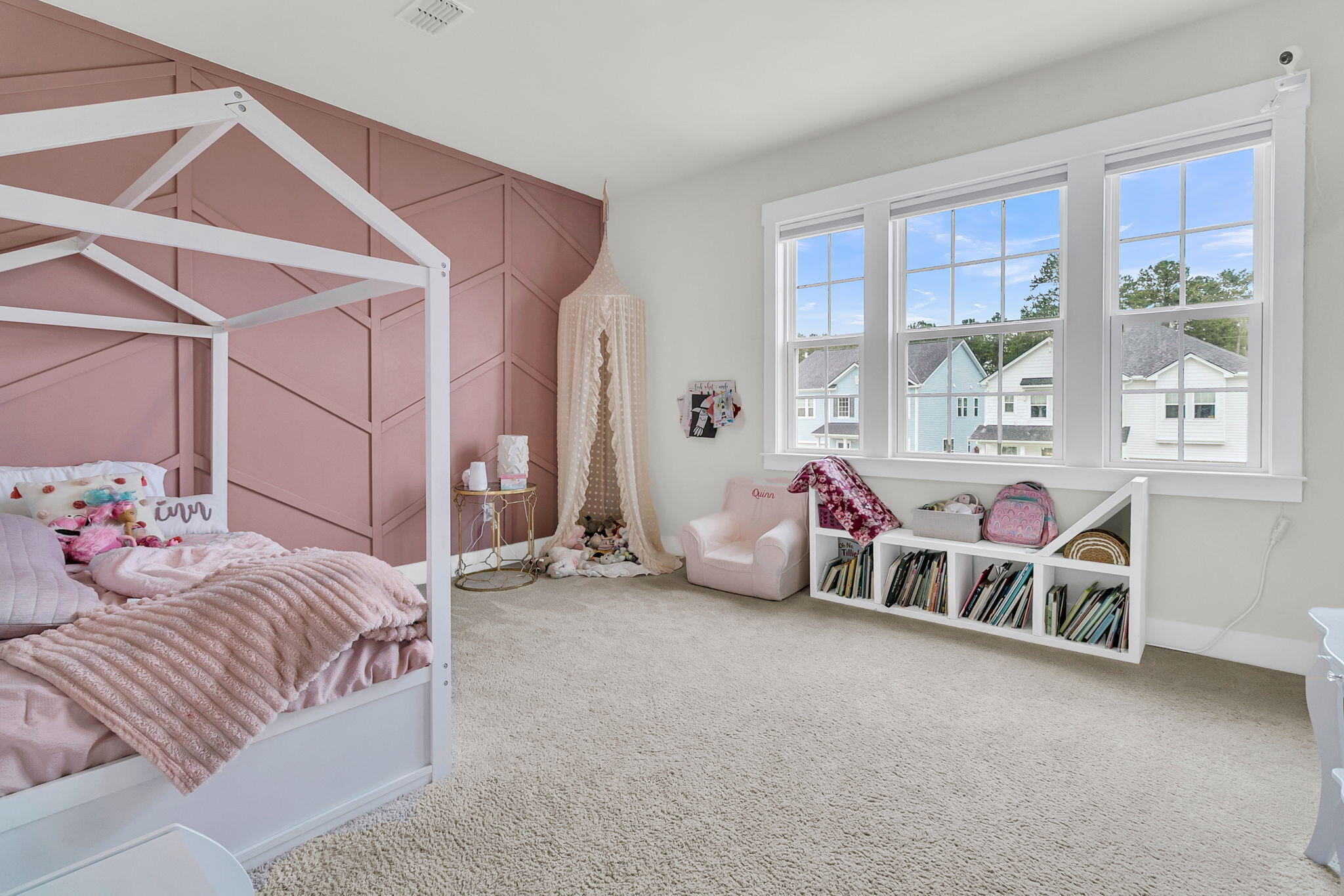 Summerville, South Carolina, 29486, United States, 4 Bedrooms Bedrooms, ,4 BathroomsBathrooms,Residential,For Sale,1974622