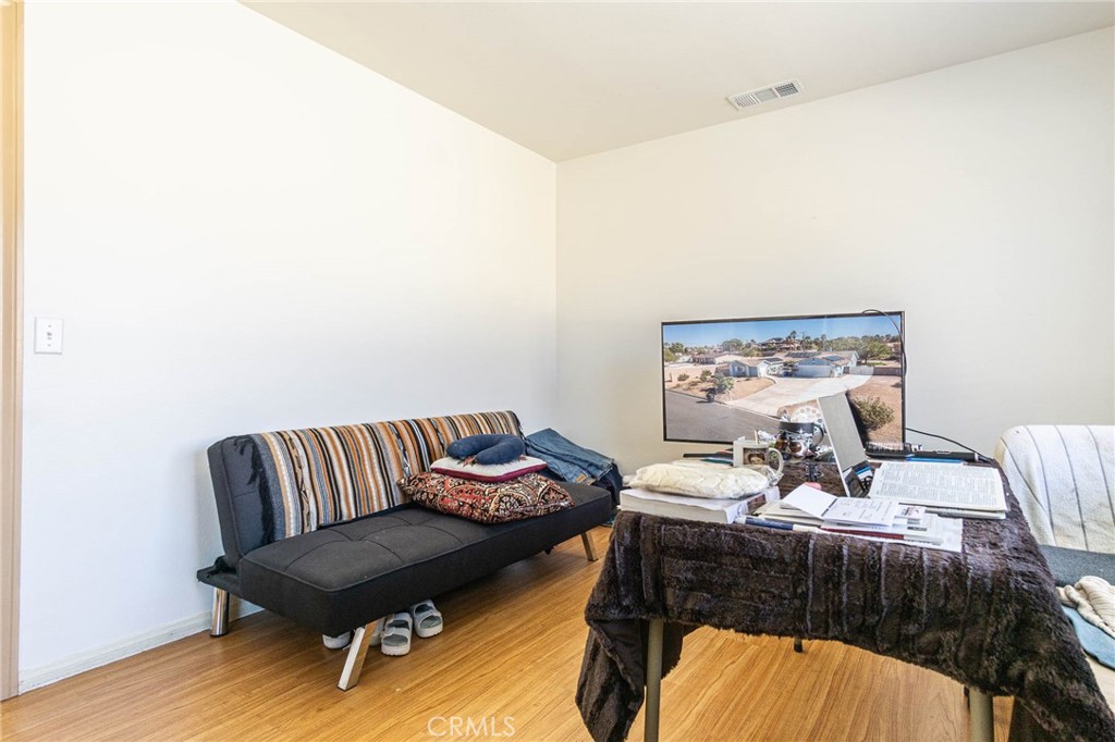 Apple Valley, California, 92308, United States, 4 Bedrooms Bedrooms, ,2 BathroomsBathrooms,Residential,For Sale,1974217