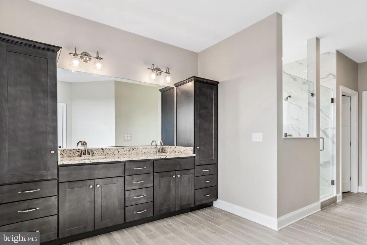 Centreville, Maryland, 21617, United States, 4 Bedrooms Bedrooms, ,4 BathroomsBathrooms,Residential,For Sale,1856014