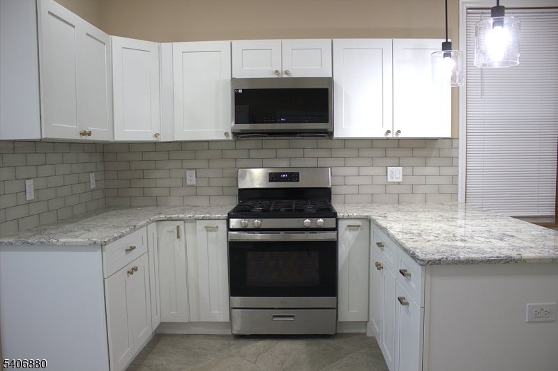 Elizabeth City, New Jersey, 07208, United States, 5 Bedrooms Bedrooms, ,4 BathroomsBathrooms,Residential,For Sale,2011713