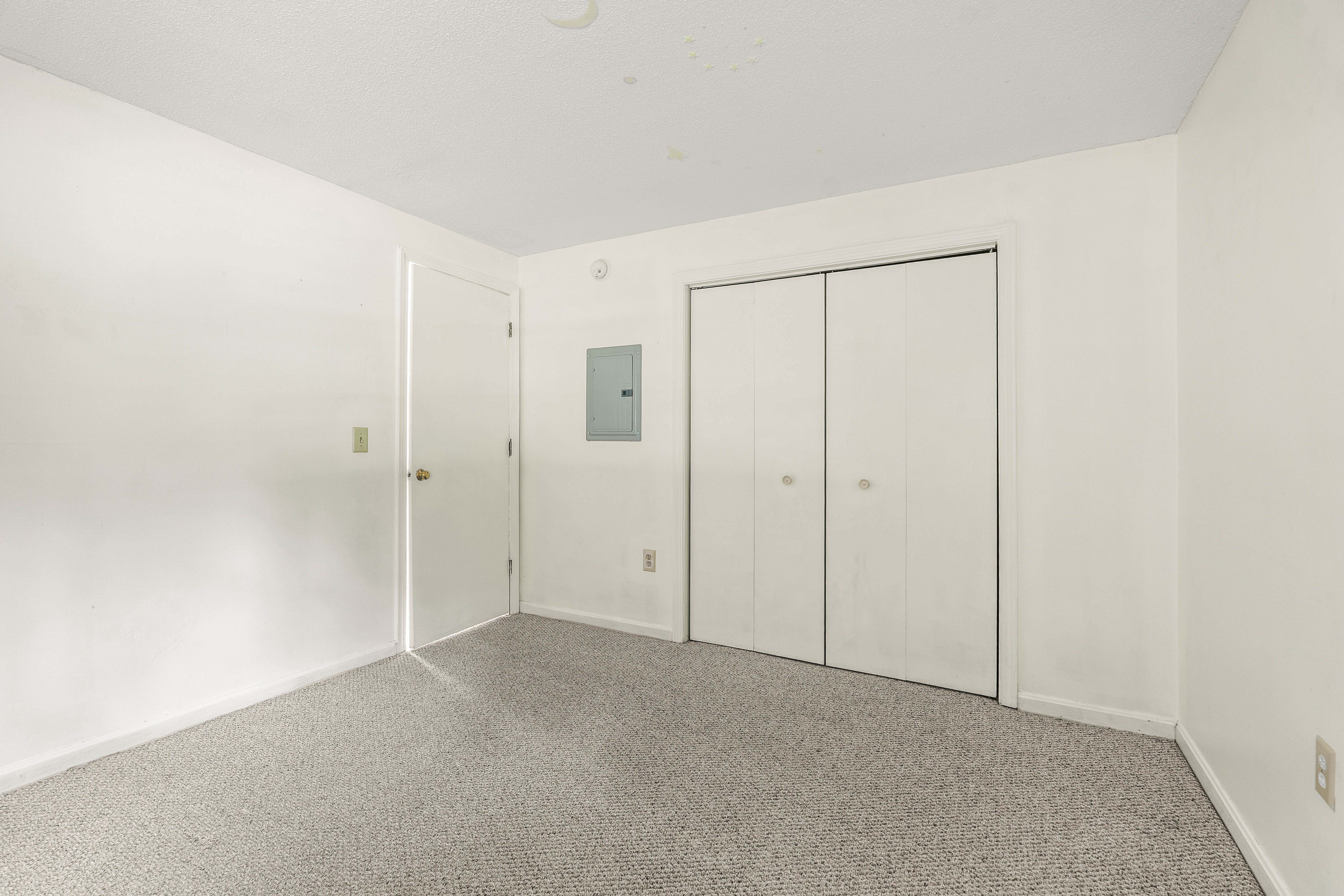  1202 White Cedar Boulevard, Portsmouth, NH 03801 - 物件實景
