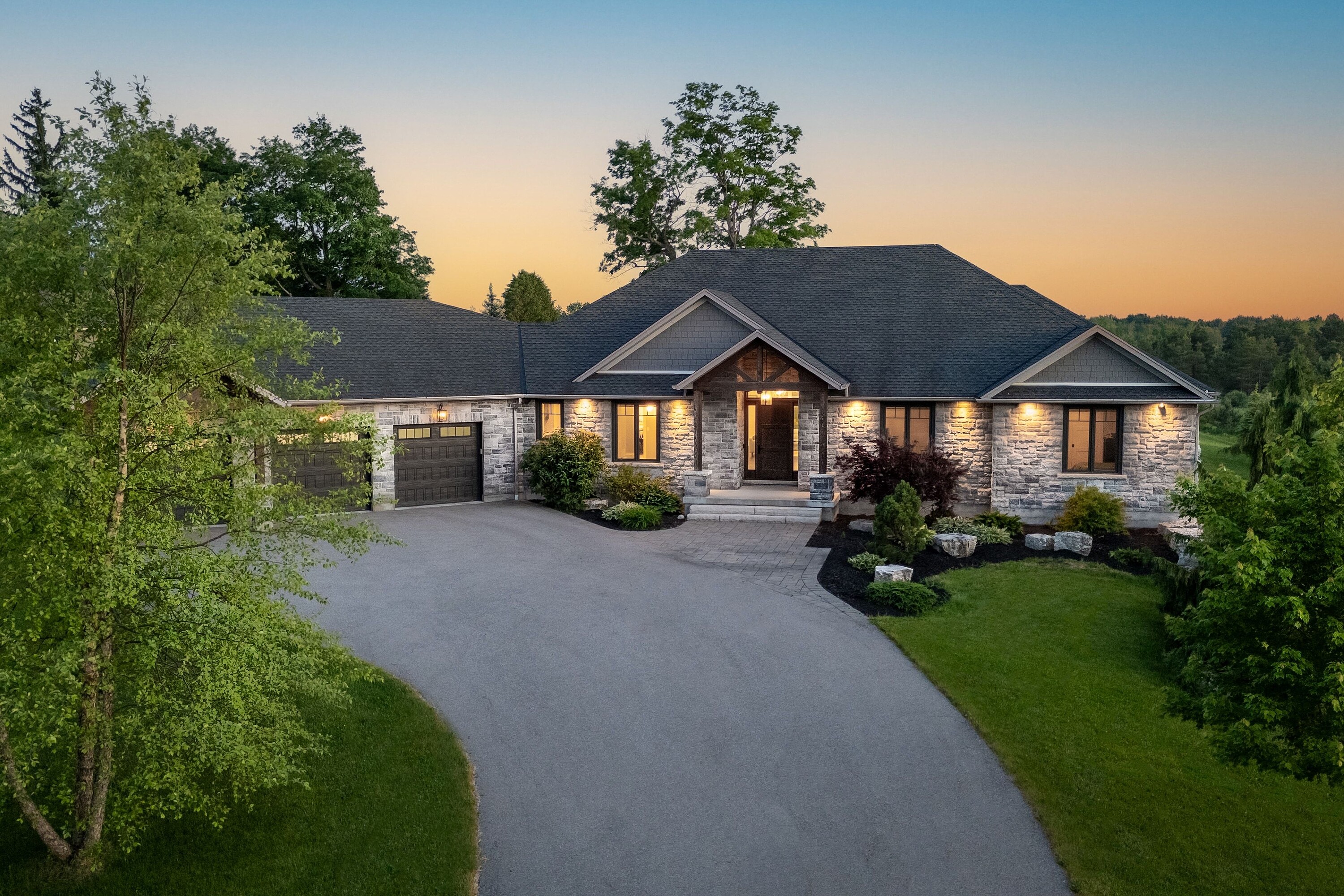  Executive Stone Bungalow - 物件實景