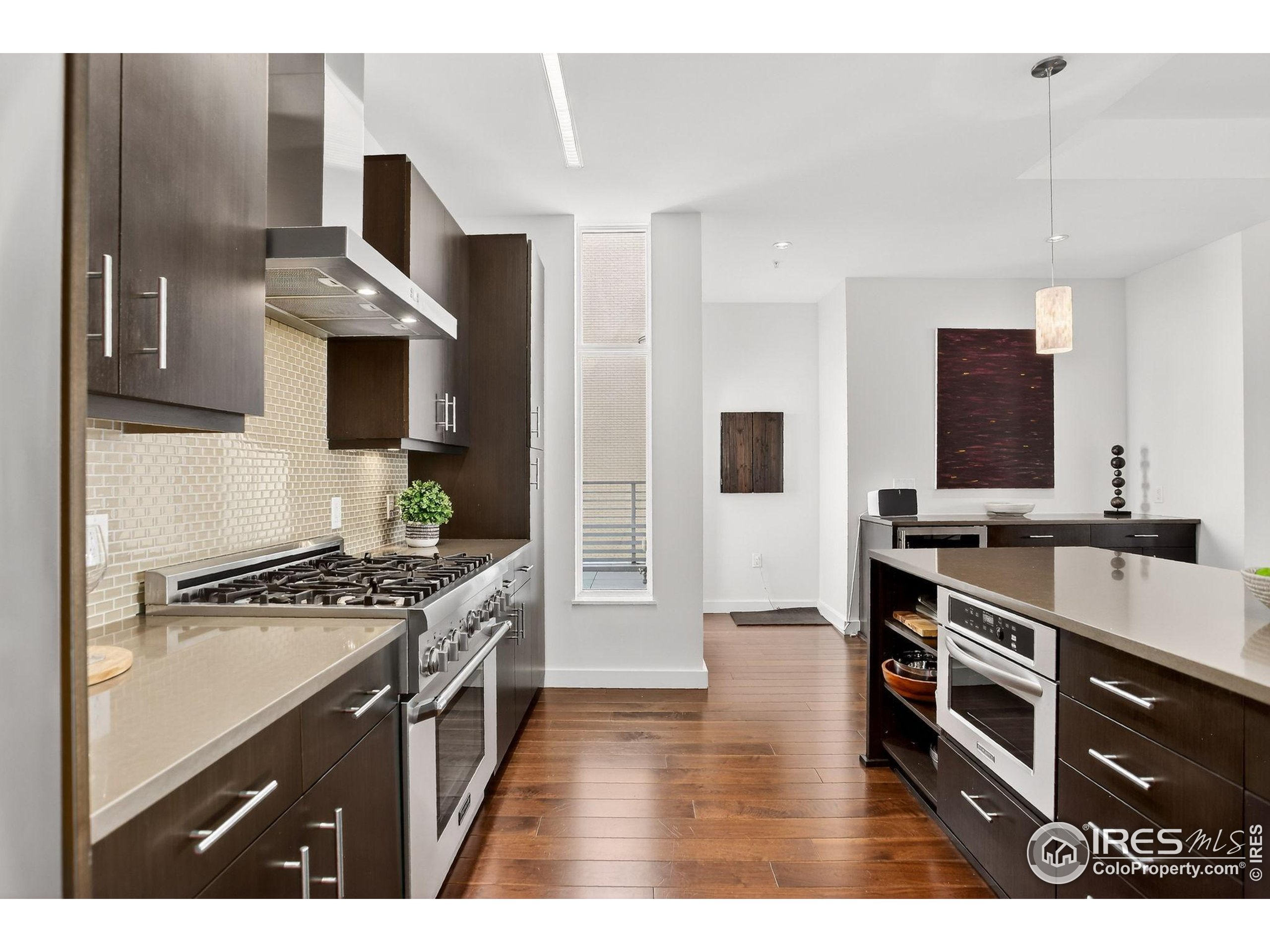 Boulder, Colorado, 80302, United States, 1 Bedroom Bedrooms, ,2 BathroomsBathrooms,Residential,For Sale,1942298