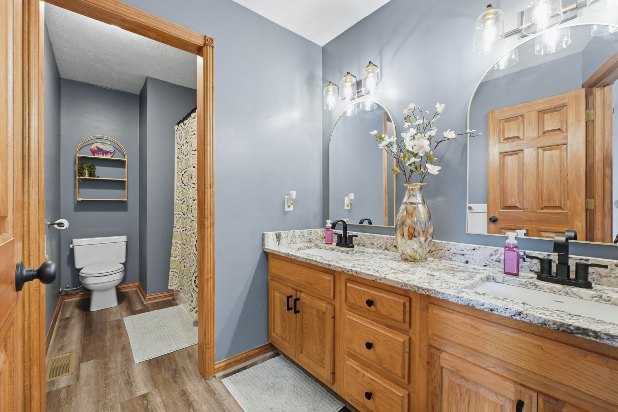  Stunning 4 Bedroom Home in Desirable Fort Wayne Neighborhood - 物件實景