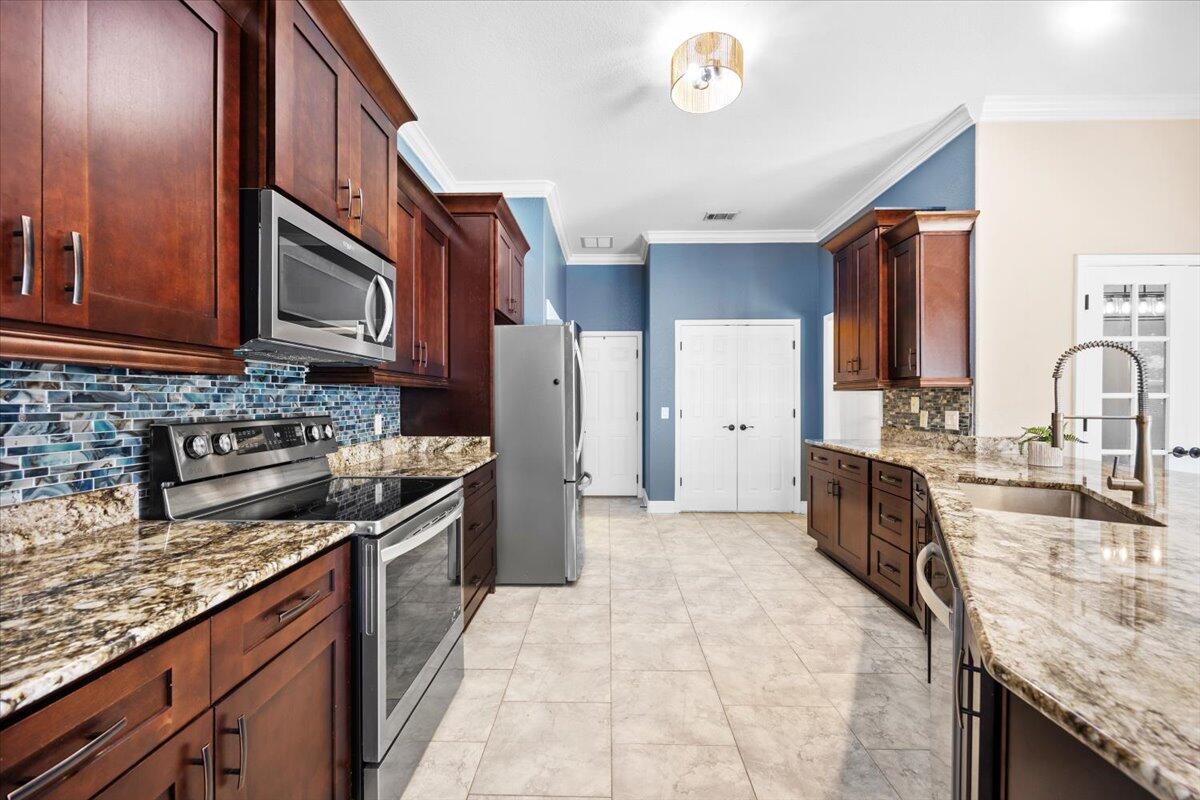 Navarre, Florida, 32566, United States, 3 Bedrooms Bedrooms, ,2 BathroomsBathrooms,Residential,For Sale,1933004