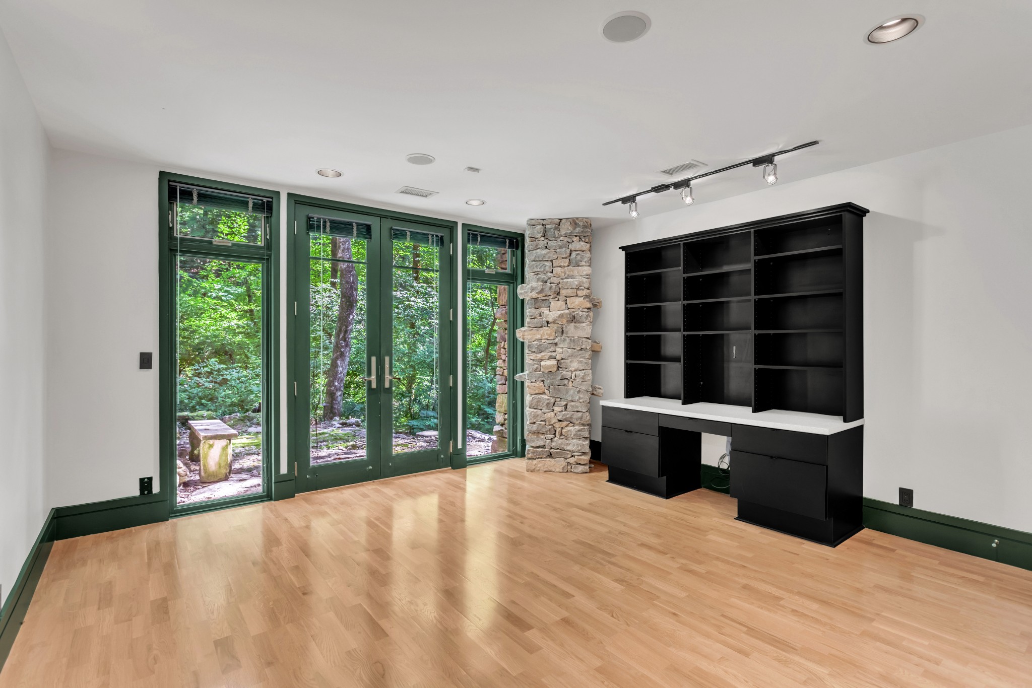  4 Glenn Abbey, Nashville, TN, 37215 - 物件實景