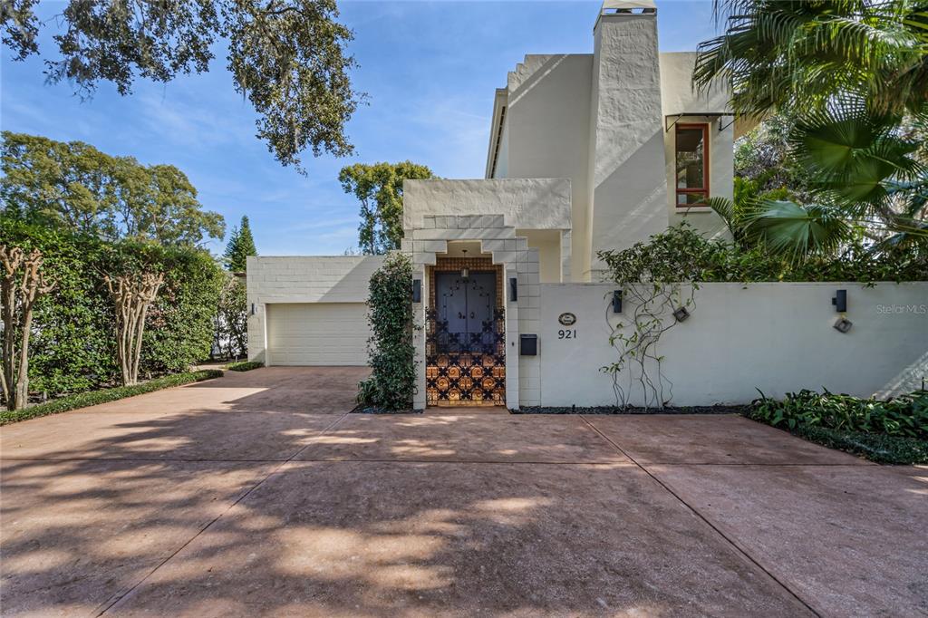 Orlando, Florida, 32806, United States, 3 Bedrooms Bedrooms, ,4 BathroomsBathrooms,Residential,For Sale,1927434
