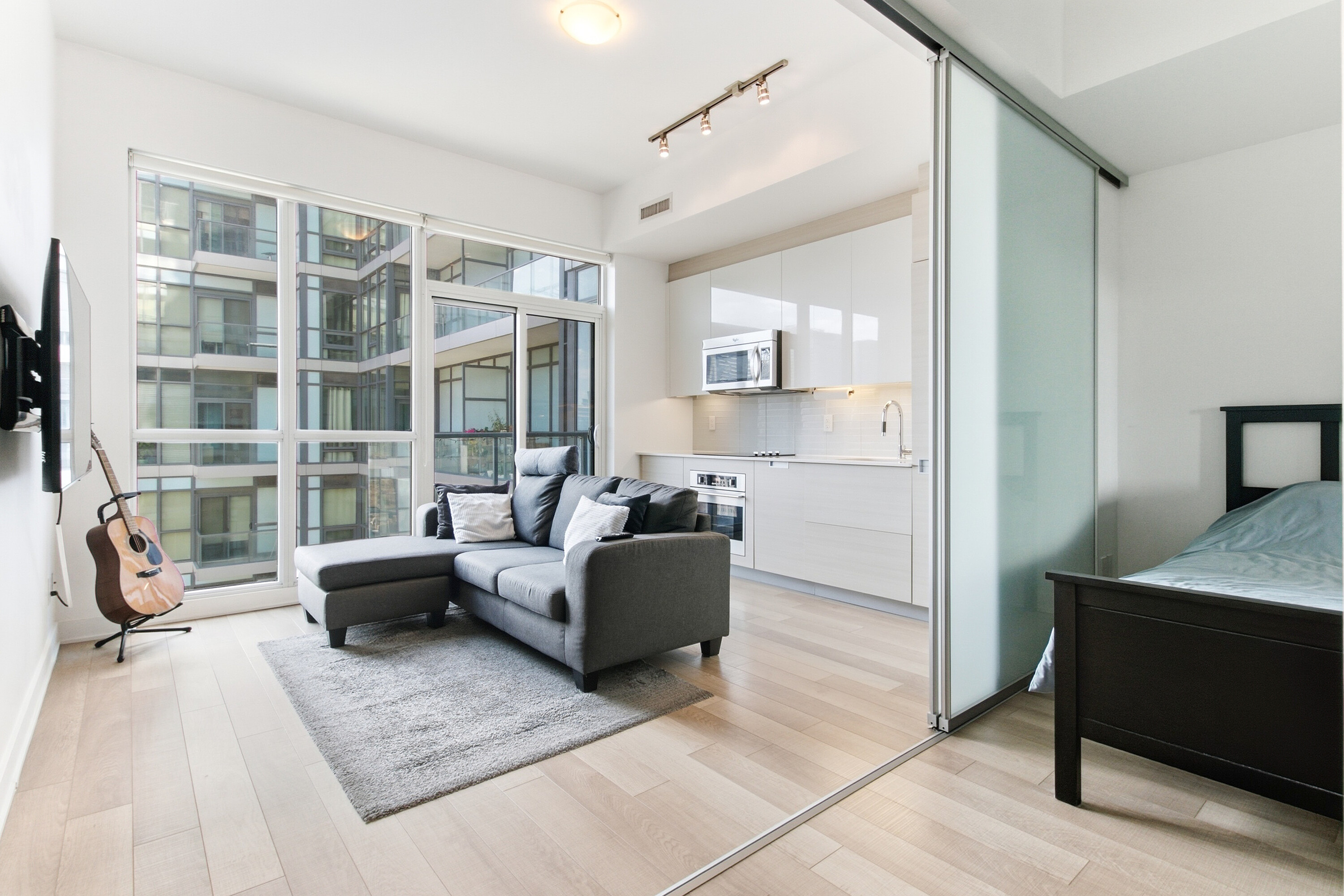  210 Simcoe Street - 物件實景