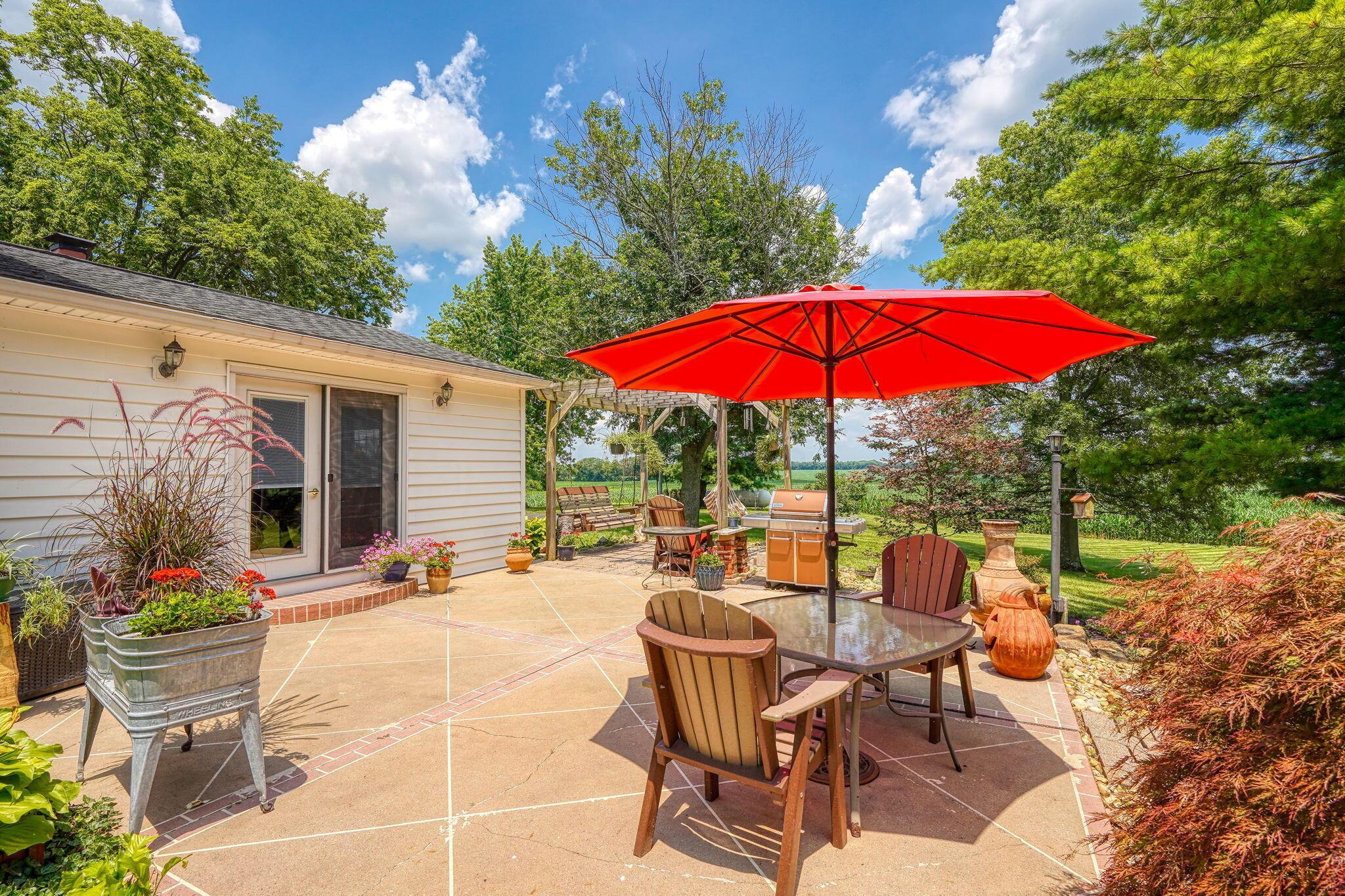 Circleville, Ohio, 43113, United States, 3 Bedrooms Bedrooms, ,3 BathroomsBathrooms,Residential,For Sale,1892160