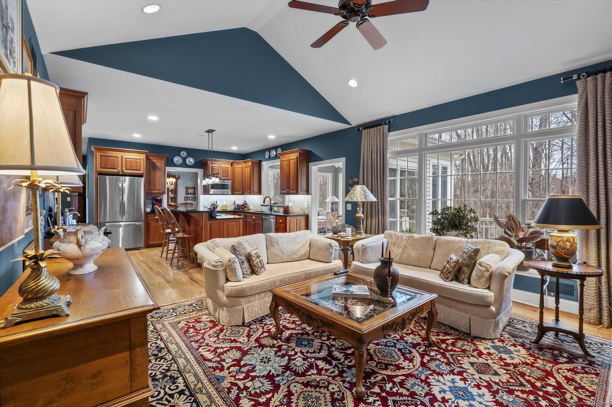 Suffield, Connecticut, 06078, United States, 4 Bedrooms Bedrooms, ,4 BathroomsBathrooms,Residential,For Sale,1993304