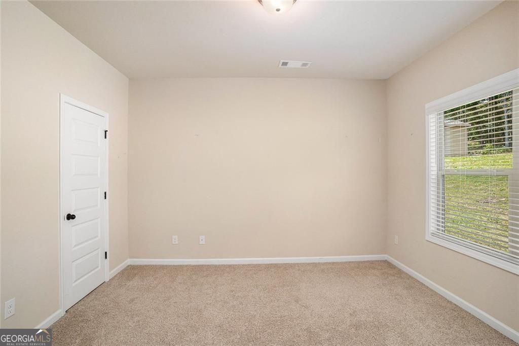 Forsyth, Georgia, 31029, United States, 5 Bedrooms Bedrooms, ,4 BathroomsBathrooms,Residential,For Sale,1860333