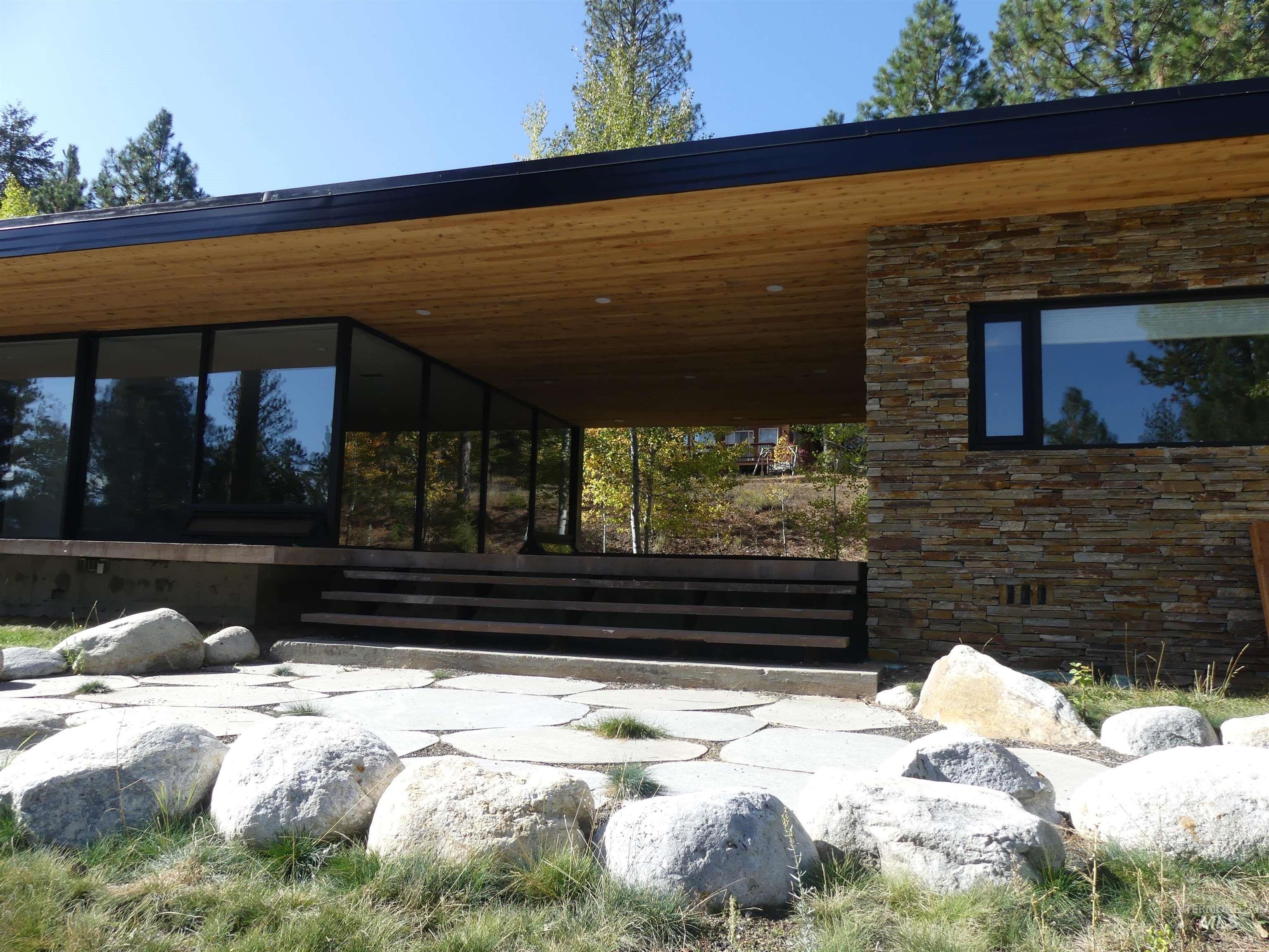 New Meadows, Idaho, 83654, United States, 4 Bedrooms Bedrooms, ,4 BathroomsBathrooms,Residential,For Sale,1980814