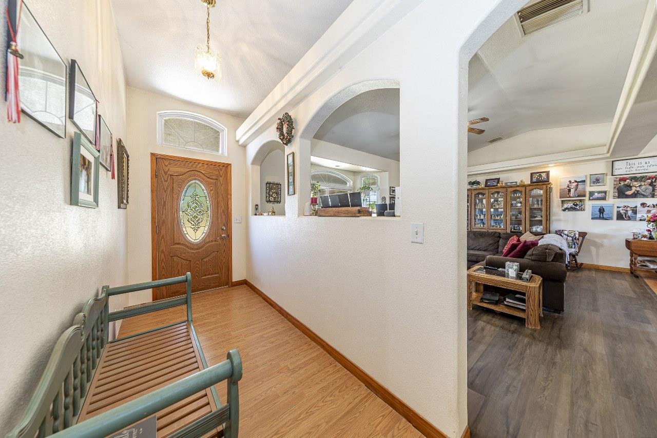 Raymond, California, 93653, United States, 4 Bedrooms Bedrooms, ,3 BathroomsBathrooms,Residential,For Sale,1976081