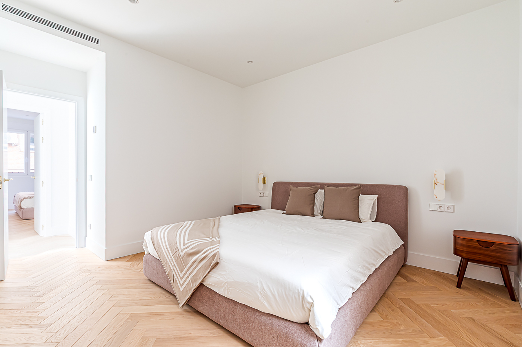  Spaciousness, light, and personality in Malasaña - 物件實景