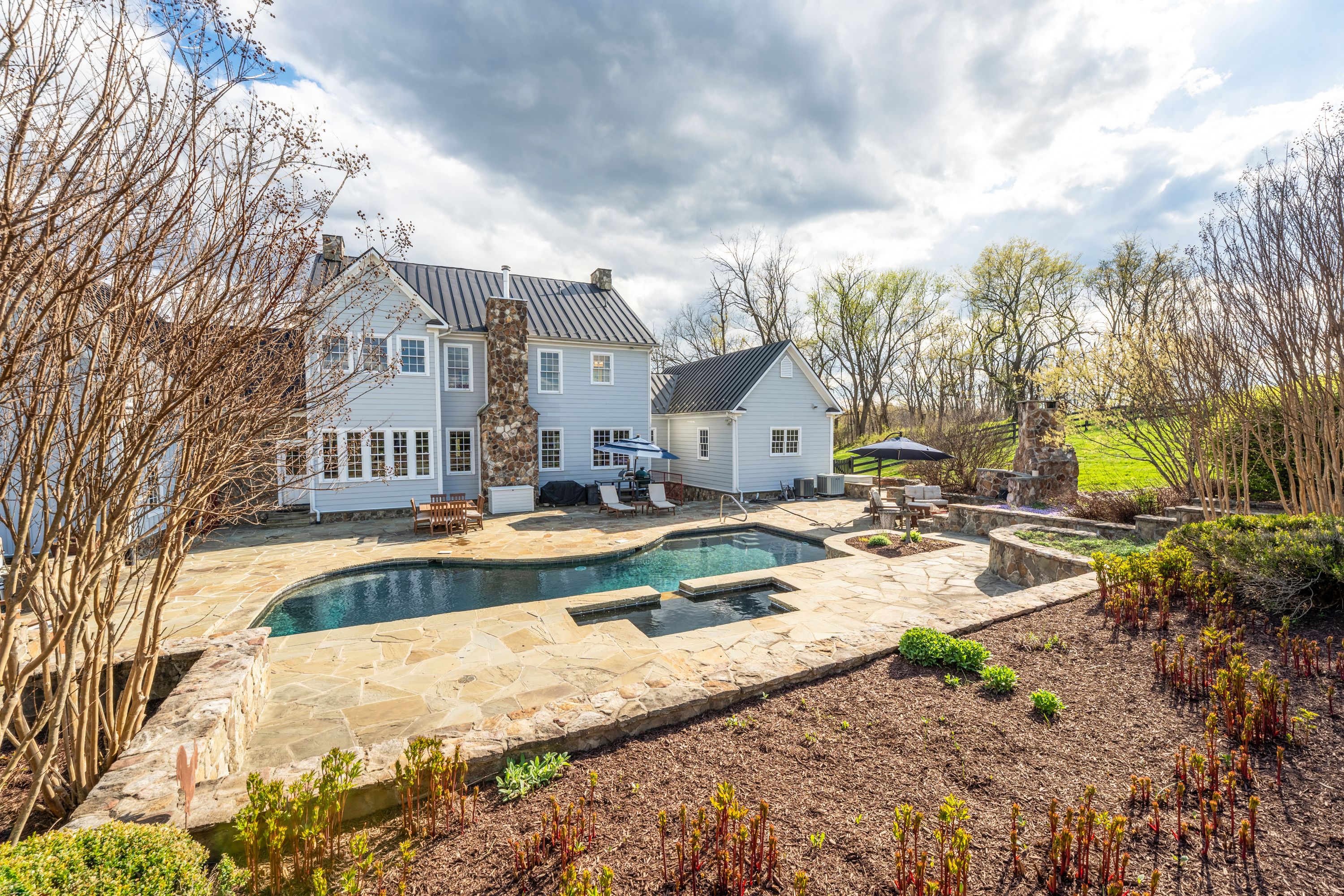  15718 Old Waterford Road, Paeonian Springs, VA, 20129 - 物件實景