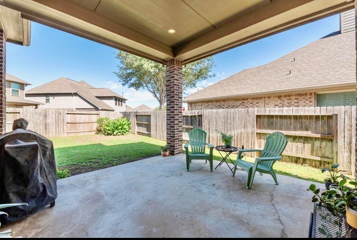Fulshear, Texas, 77441, United States, 4 Bedrooms Bedrooms, ,4 BathroomsBathrooms,Residential,For Sale,1942866