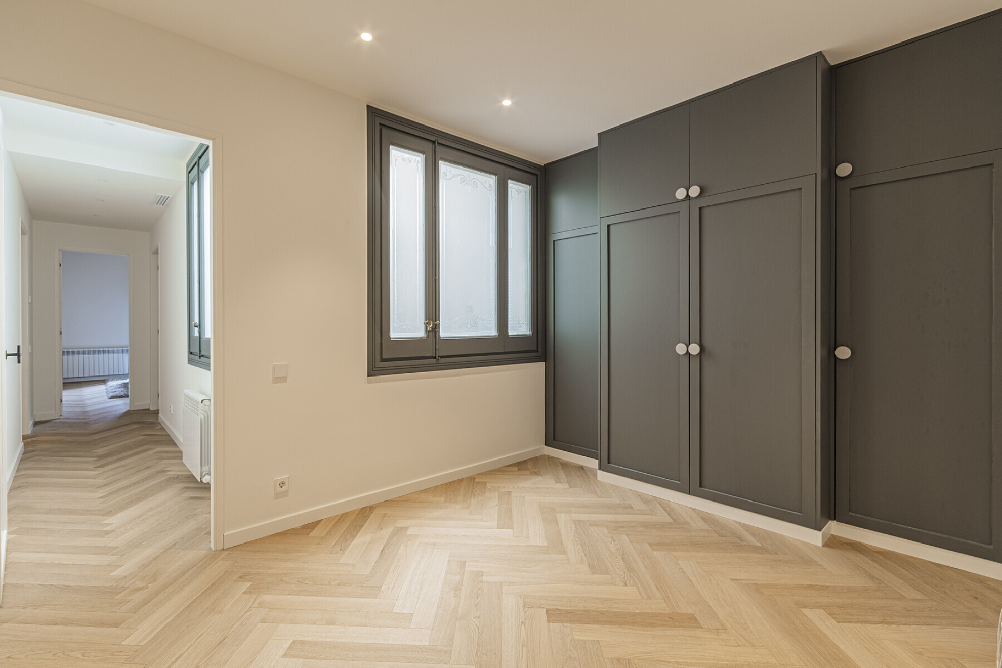  Elegant refurbished apartment of 221 m² in the Quadrat d