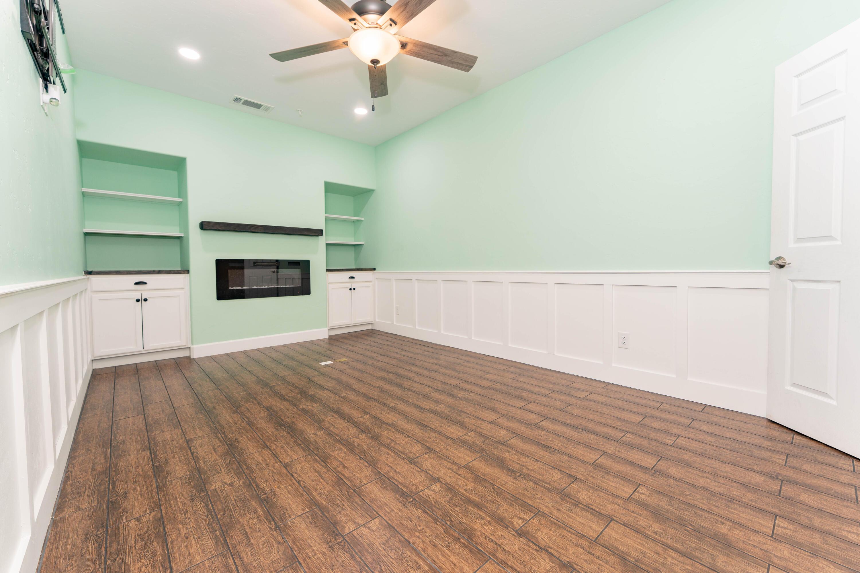 Tulare, California, 93274, United States, 4 Bedrooms Bedrooms, ,3 BathroomsBathrooms,Residential,For Sale,1975083