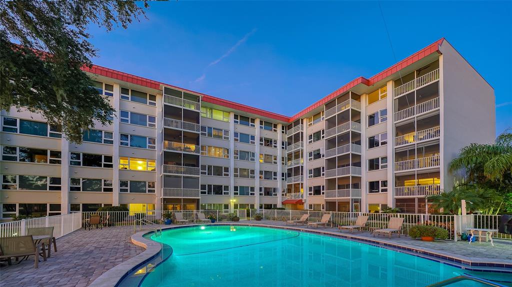 Sarasota, Florida, 34236, United States, 2 Bedrooms Bedrooms, ,2 BathroomsBathrooms,Residential,For Sale,1866330