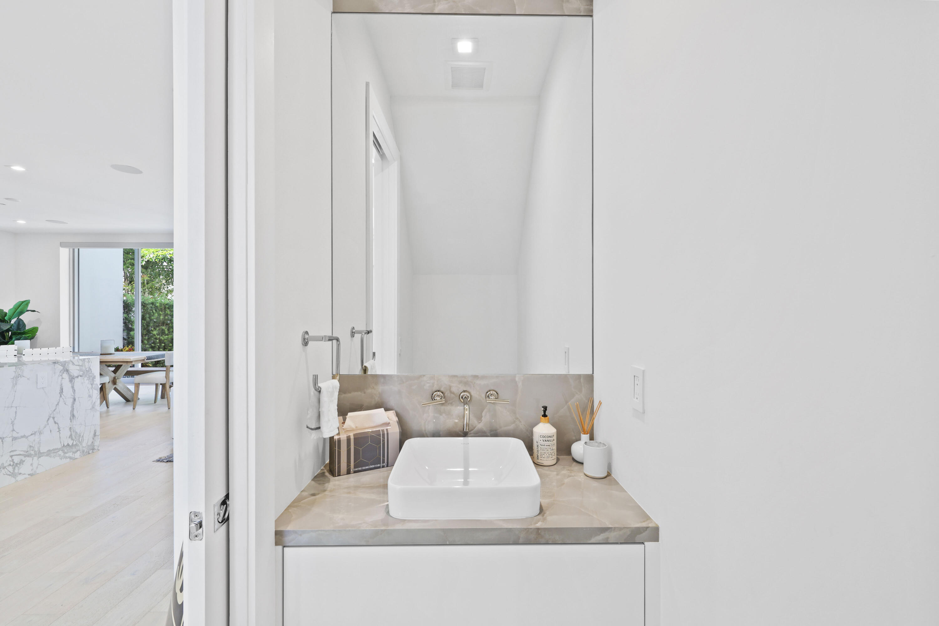 Delray Beach, Florida, 33483, United States, 3 Bedrooms Bedrooms, ,4 BathroomsBathrooms,Residential,For Sale,1940237