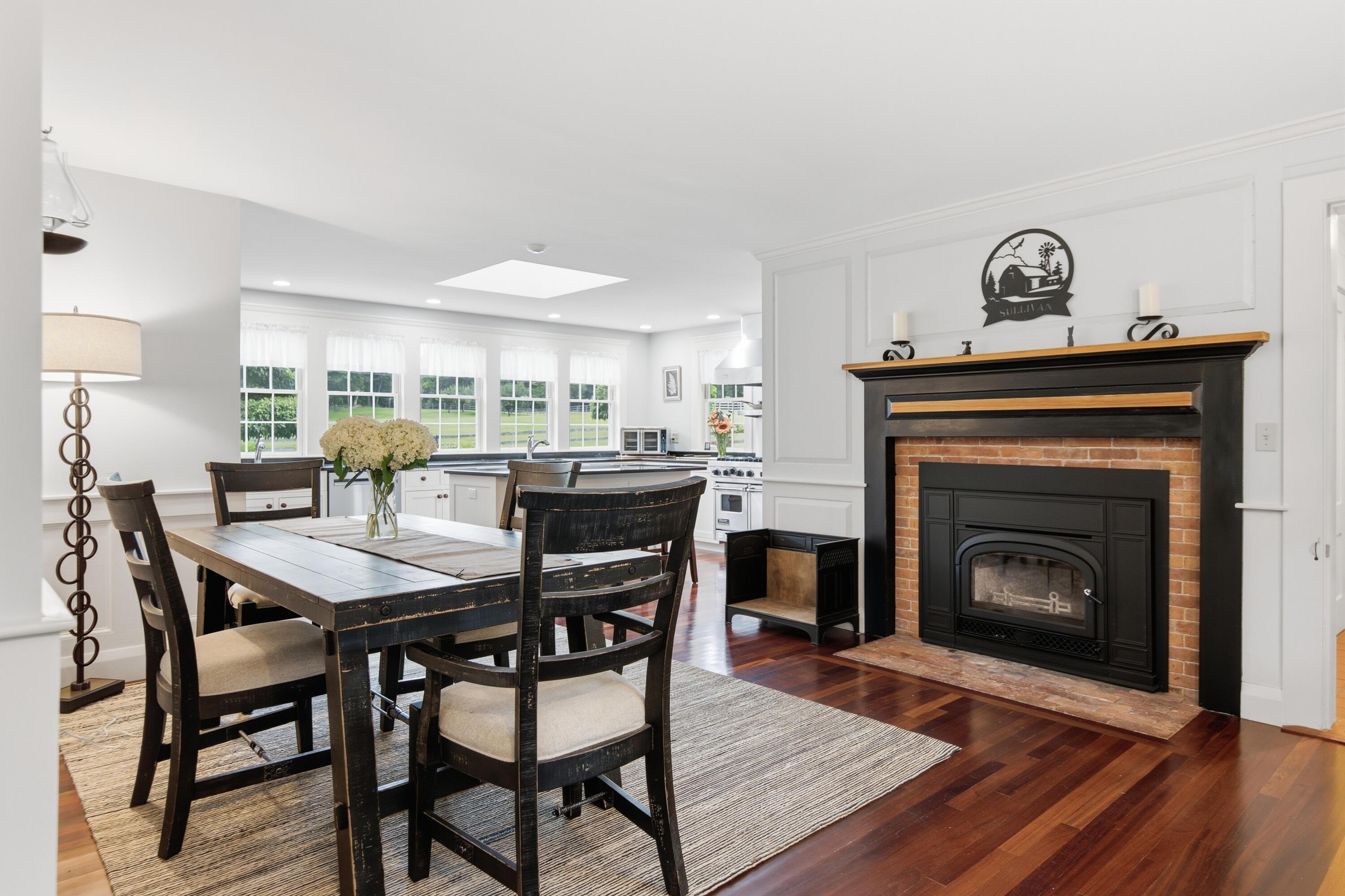  216 Salmon Falls Road - 物件實景