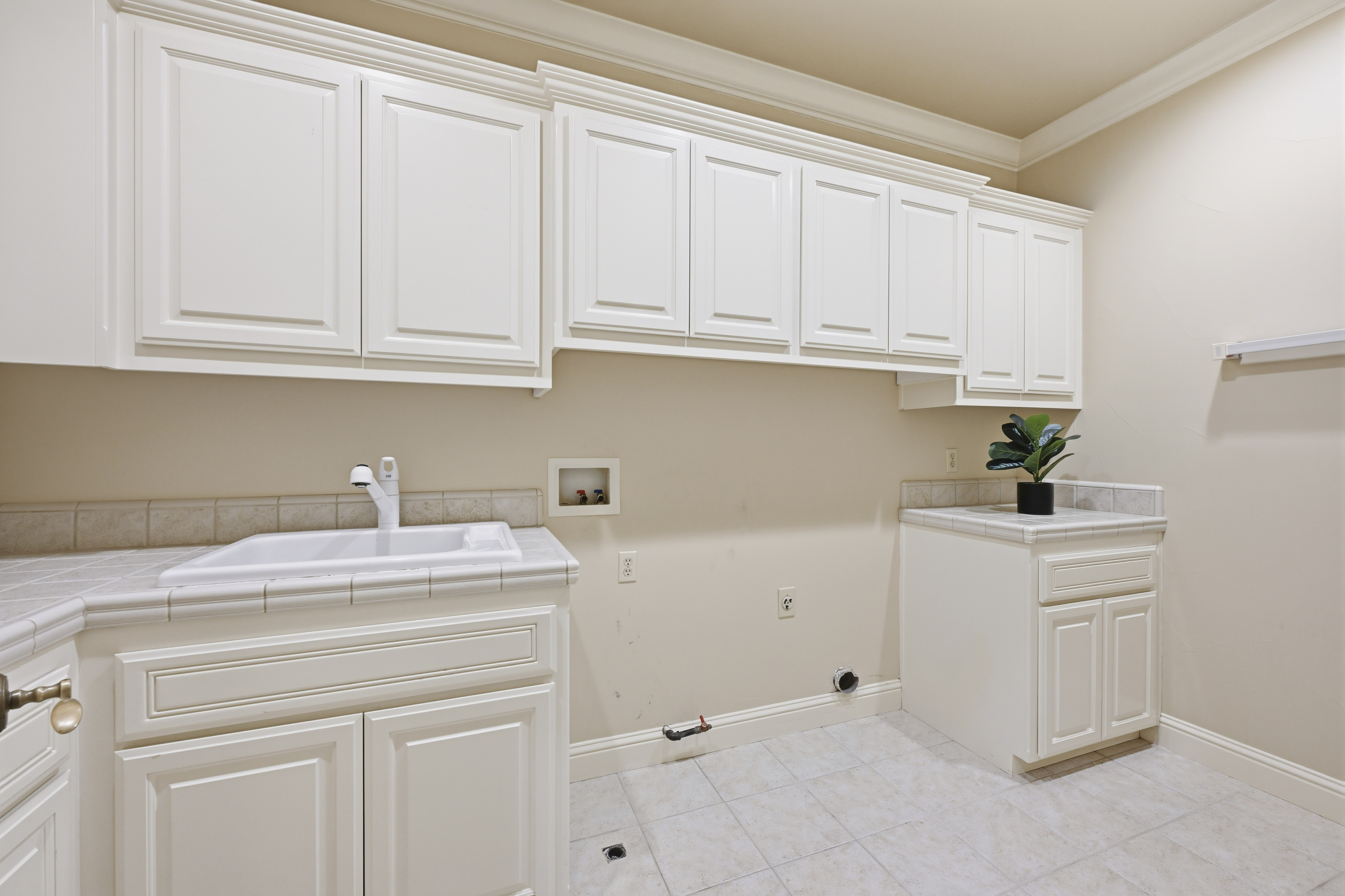  6520 Carolinda Drive, Granite Bay, CA 95746 - 物件實景