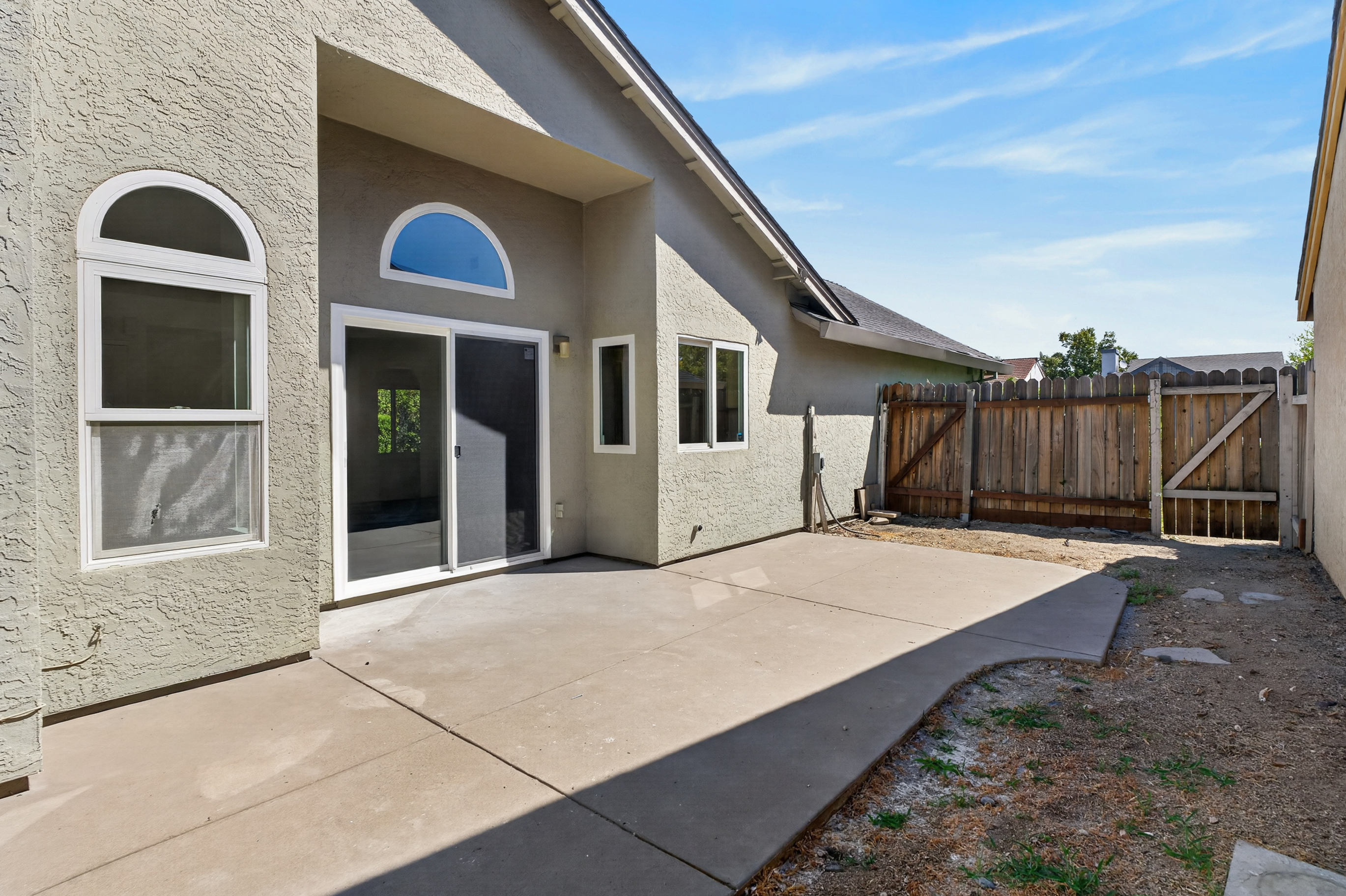  8048 Cardale Way, Sacramento, CA 95829 - 物件實景