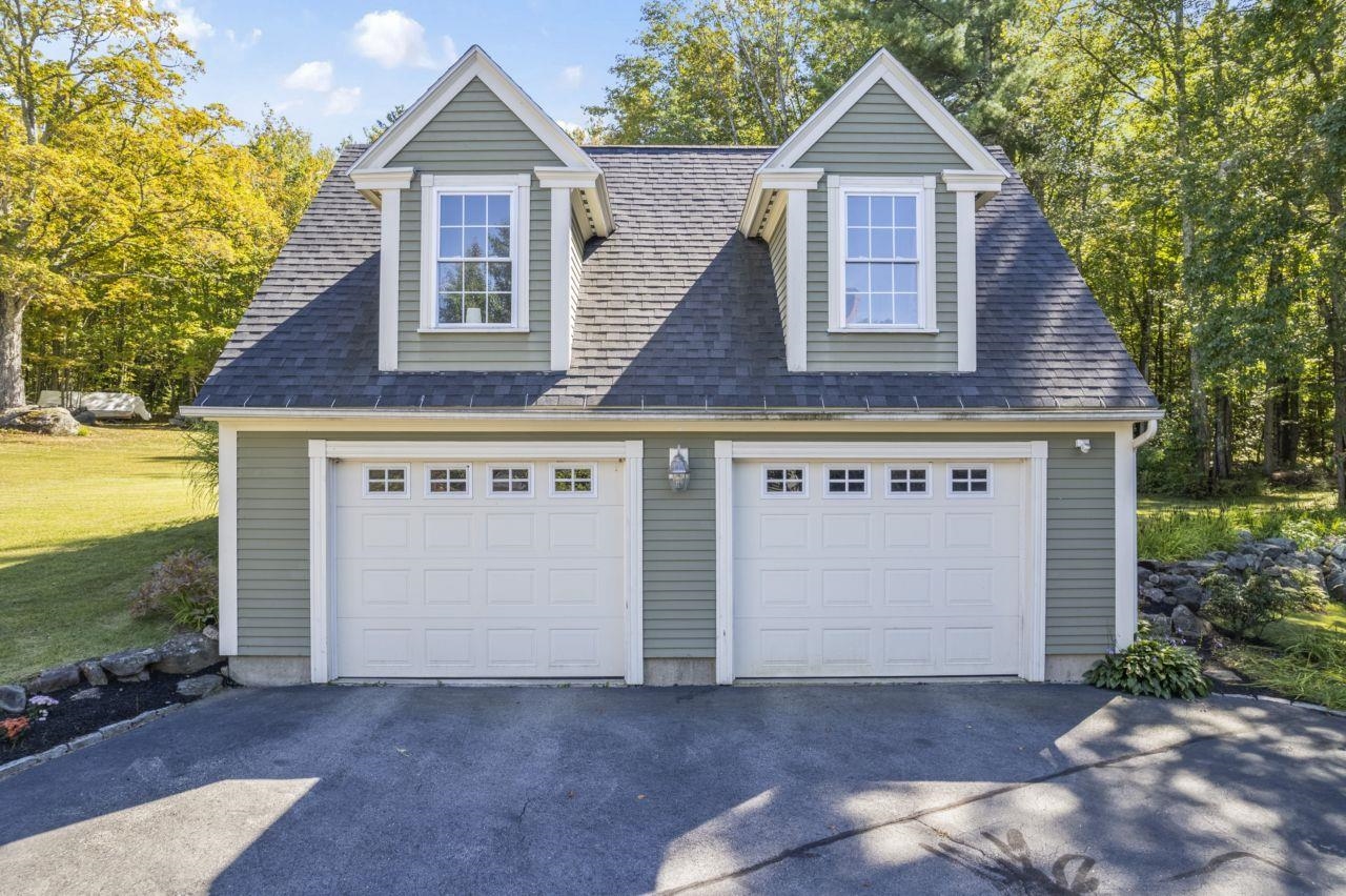 Barrington, New Hampshire, 03825, United States, 4 Bedrooms Bedrooms, ,3 BathroomsBathrooms,Residential,For Sale,1984390