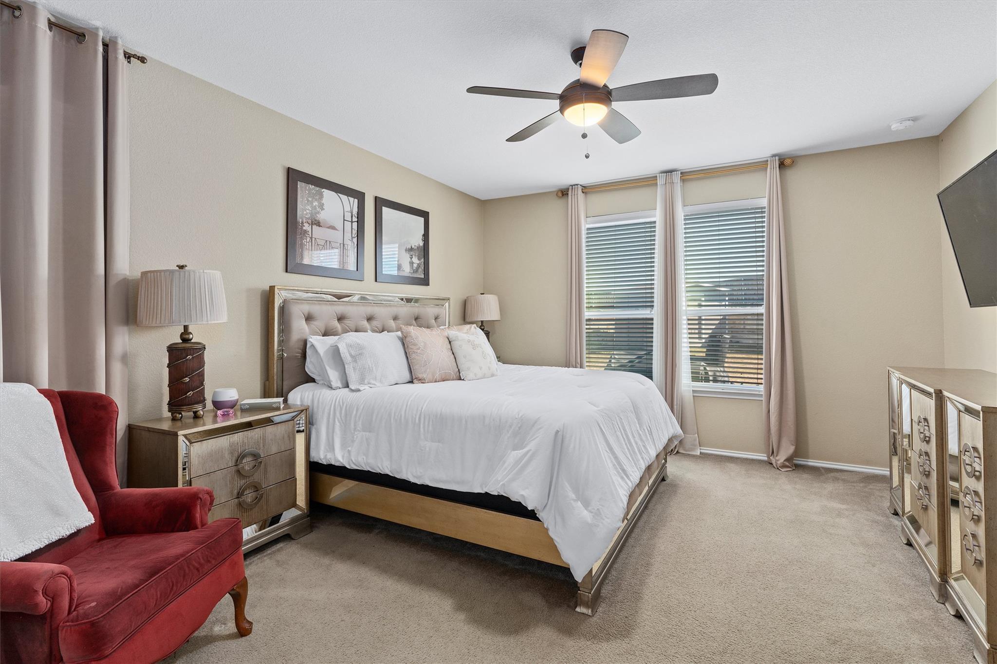 Austin, Texas, 78744, United States, 5 Bedrooms Bedrooms, ,4 BathroomsBathrooms,Residential,For Sale,1975896