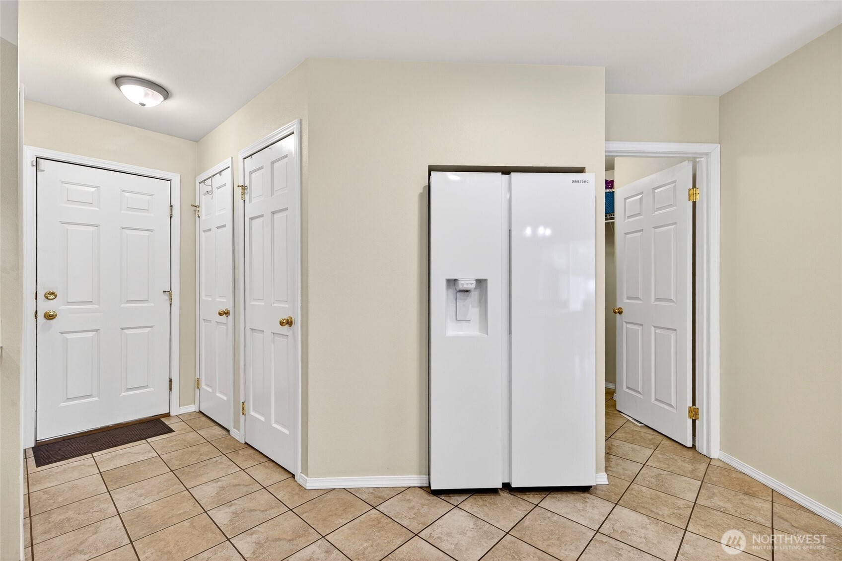 Tacoma, Washington, 98446, United States, 3 Bedrooms Bedrooms, ,3 BathroomsBathrooms,Residential,For Sale,1995150