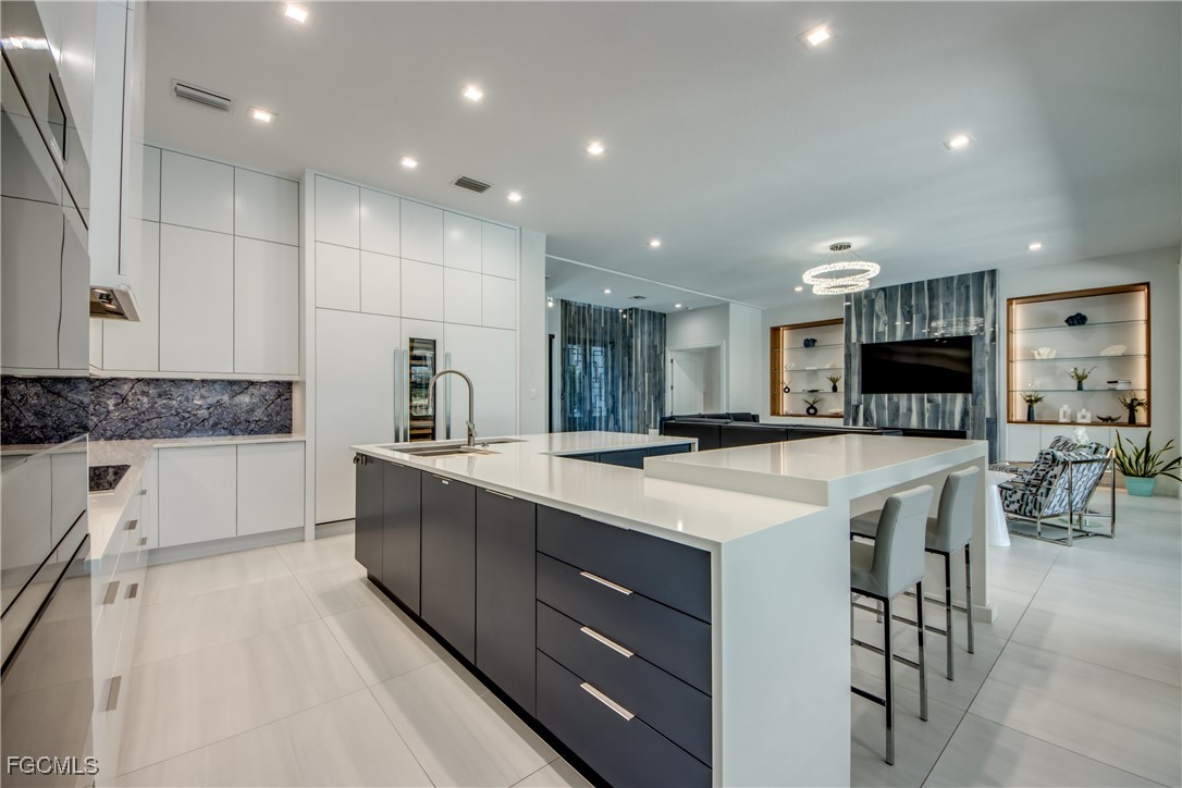 Cape Coral, Florida, 33904, United States, 5 Bedrooms Bedrooms, ,6 BathroomsBathrooms,Residential,For Sale,1979018