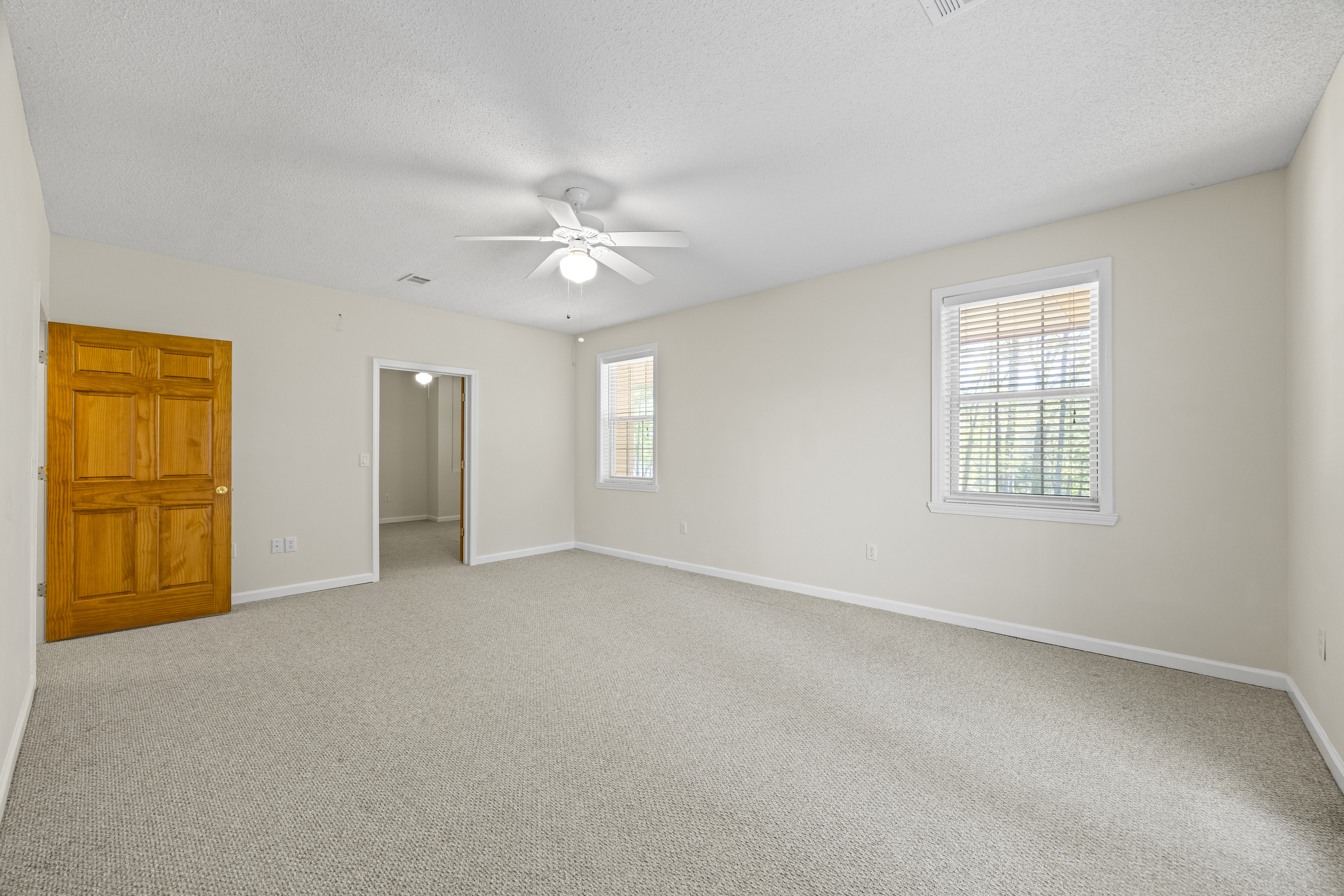 Hartwell, Georgia, 30643, United States, 4 Bedrooms Bedrooms, ,4 BathroomsBathrooms,Residential,For Sale,1906193