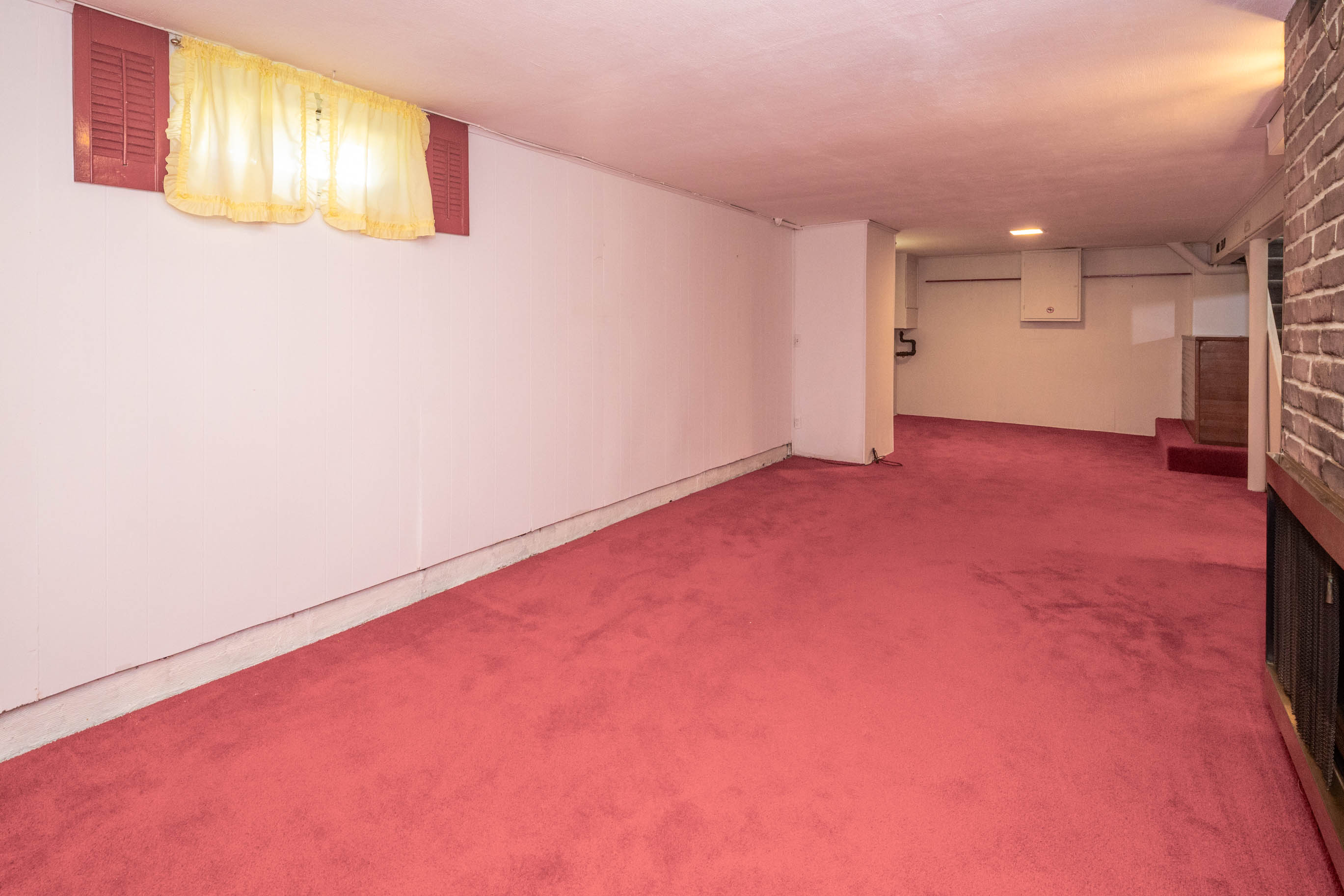 South Amboy, New Jersey, 08879, United States, 4 Bedrooms Bedrooms, ,2 BathroomsBathrooms,Residential,For Sale,1909705