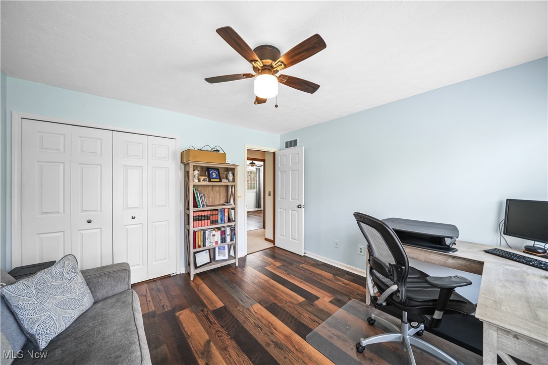 Aurora, Ohio, 44202, United States, 4 Bedrooms Bedrooms, ,4 BathroomsBathrooms,Residential,For Sale,1987791